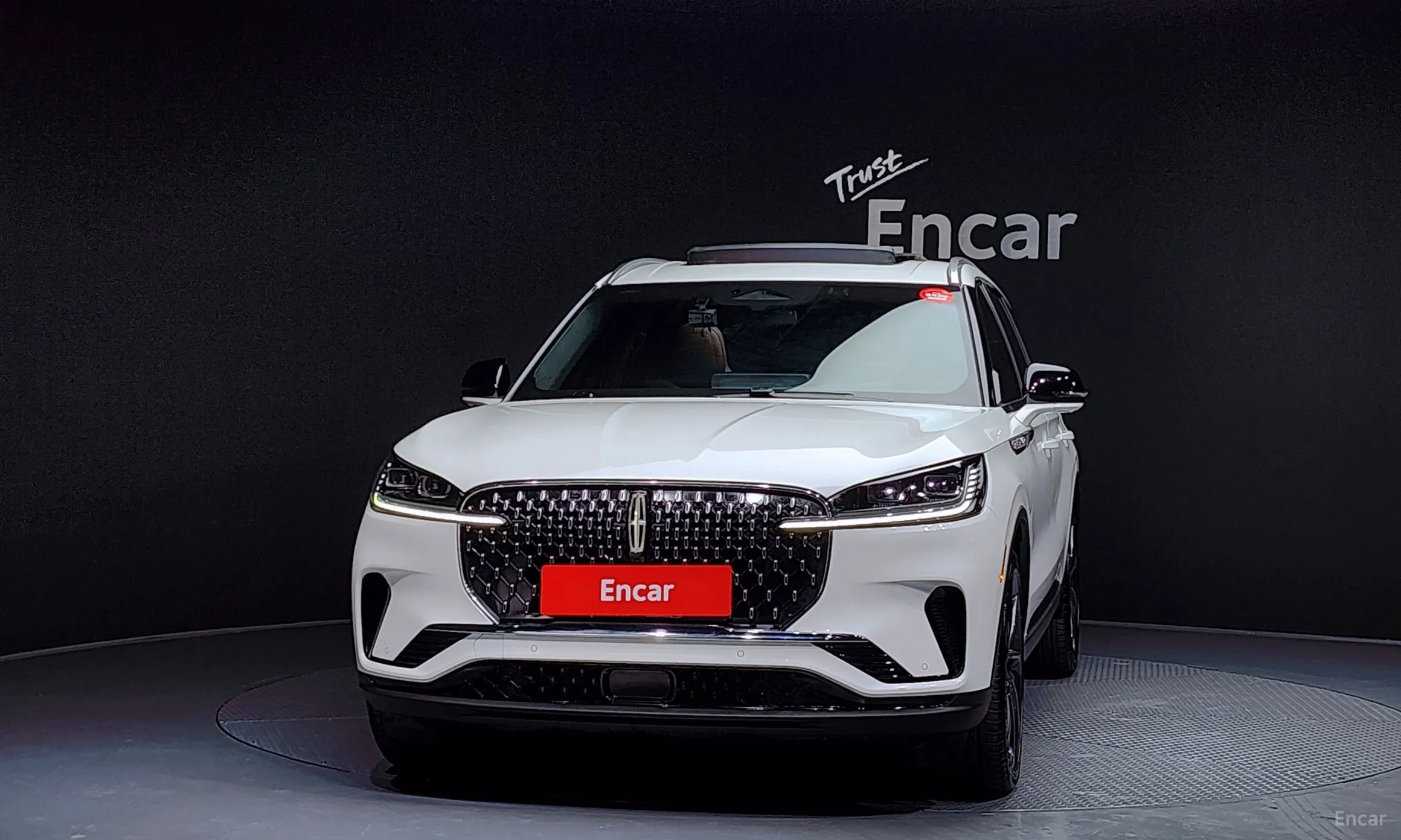 Lincoln Aviator 2nd Generation превью 3