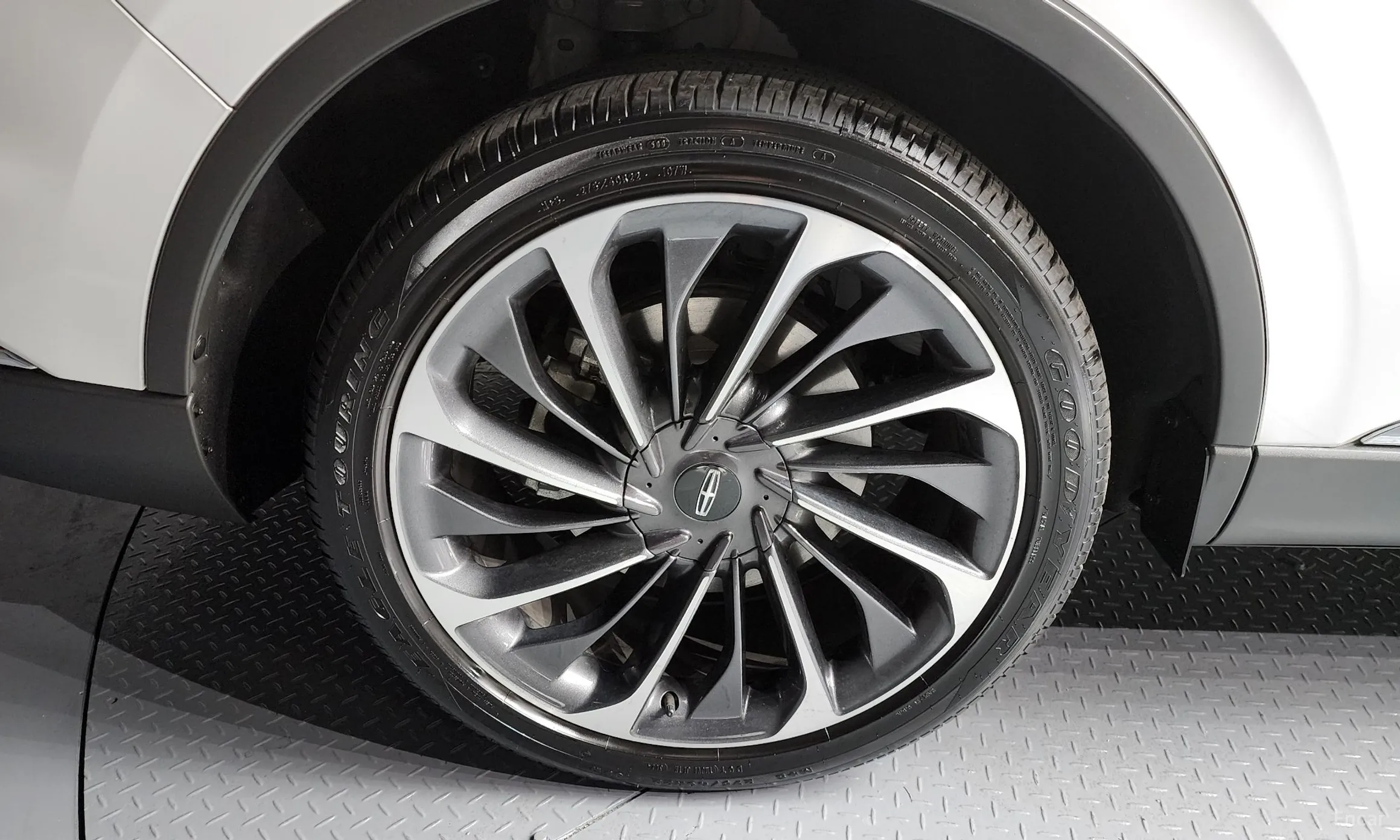 Lincoln Aviator 2nd Generation превью 5