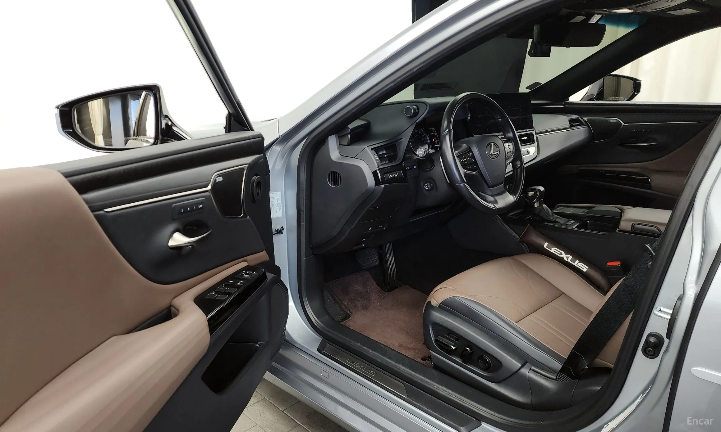 Lexus ES300h 7th Generation превью 10