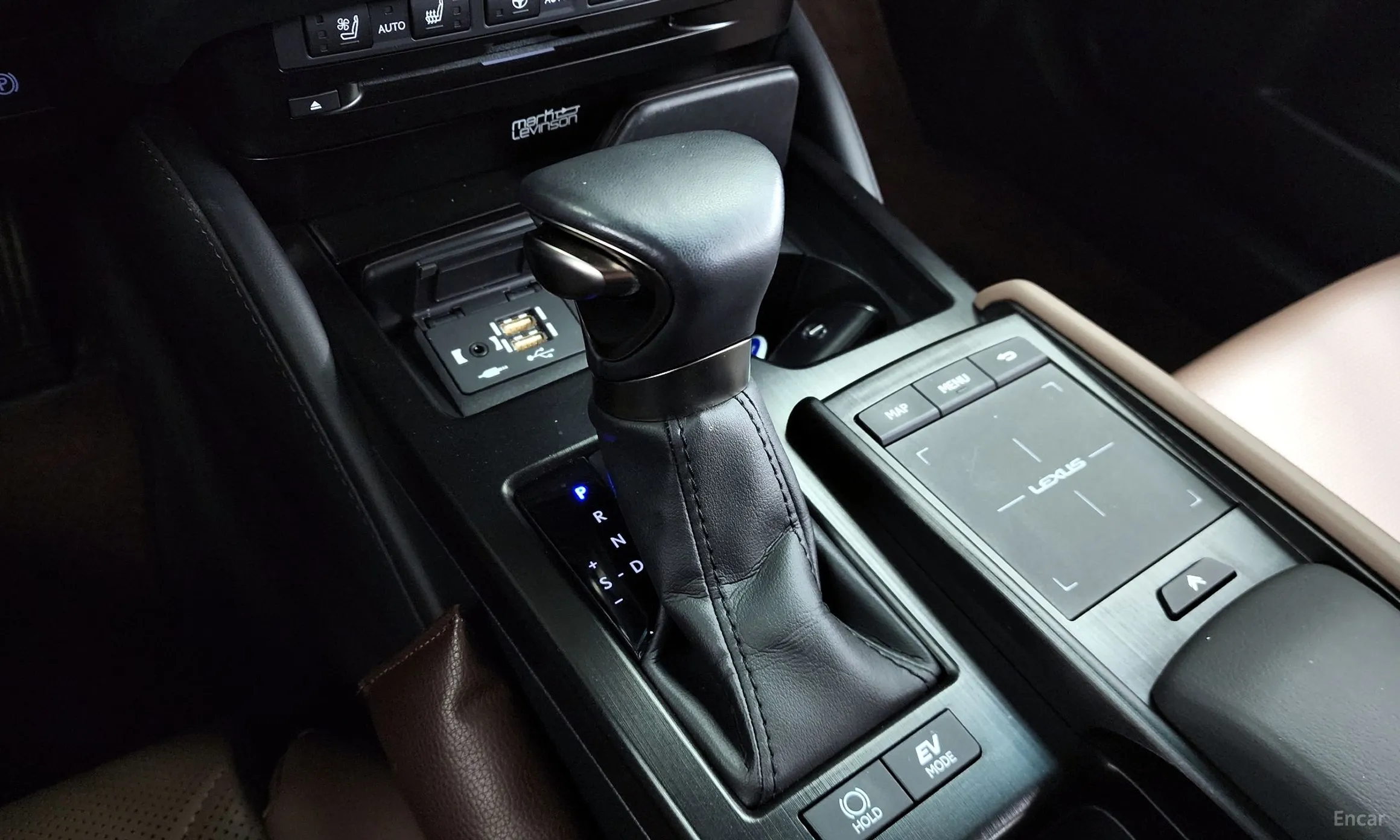 Lexus ES300h 7th Generation превью 9