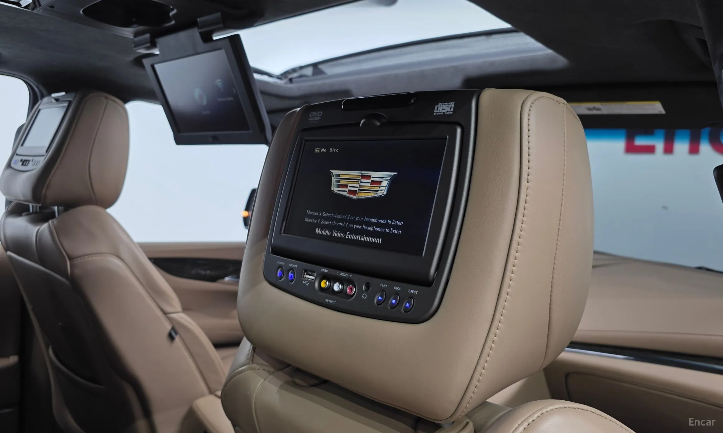 Cadillac Escalade превью 19