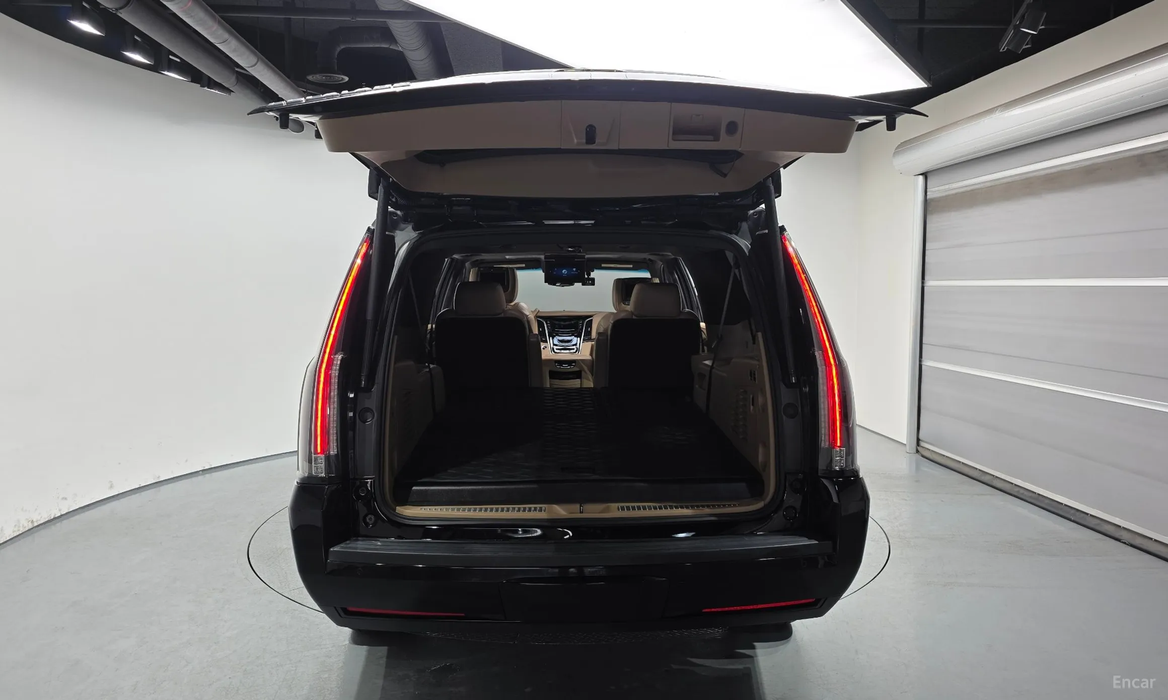 Cadillac Escalade превью 20
