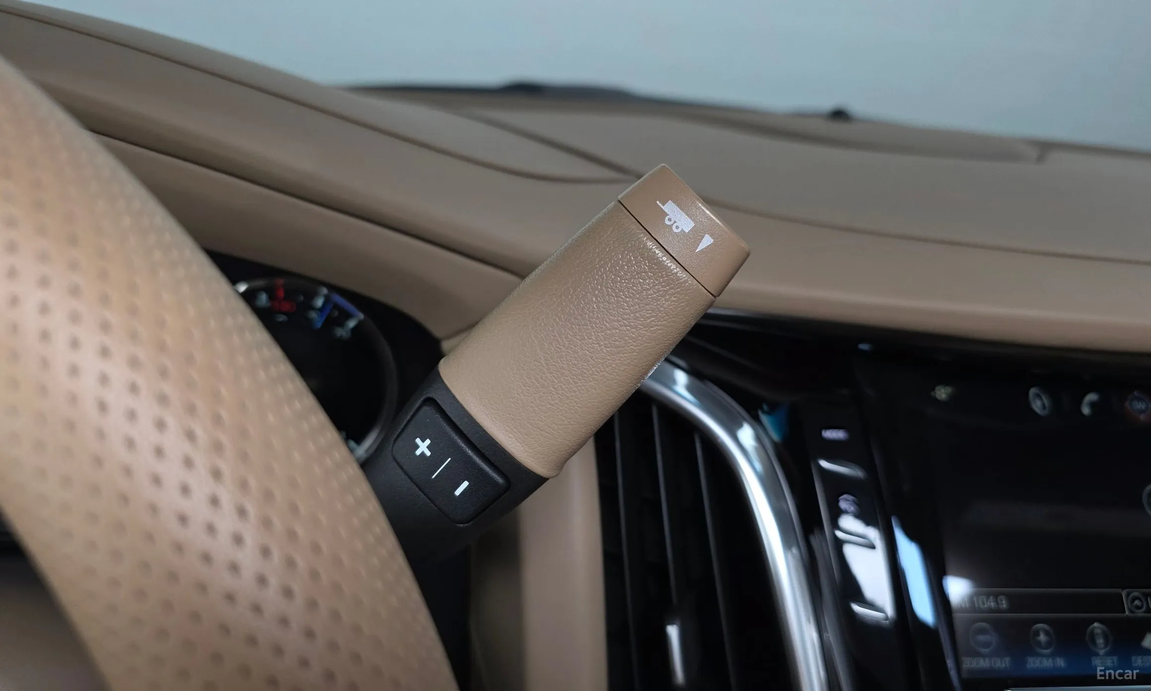 Cadillac Escalade превью 9