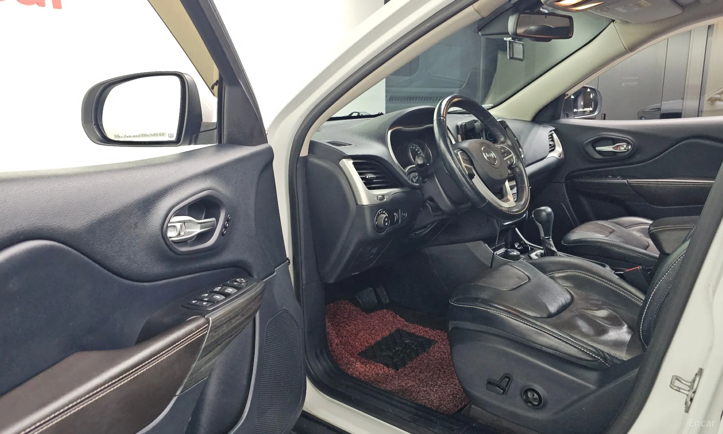 Jeep Cherokee (KL) превью 10