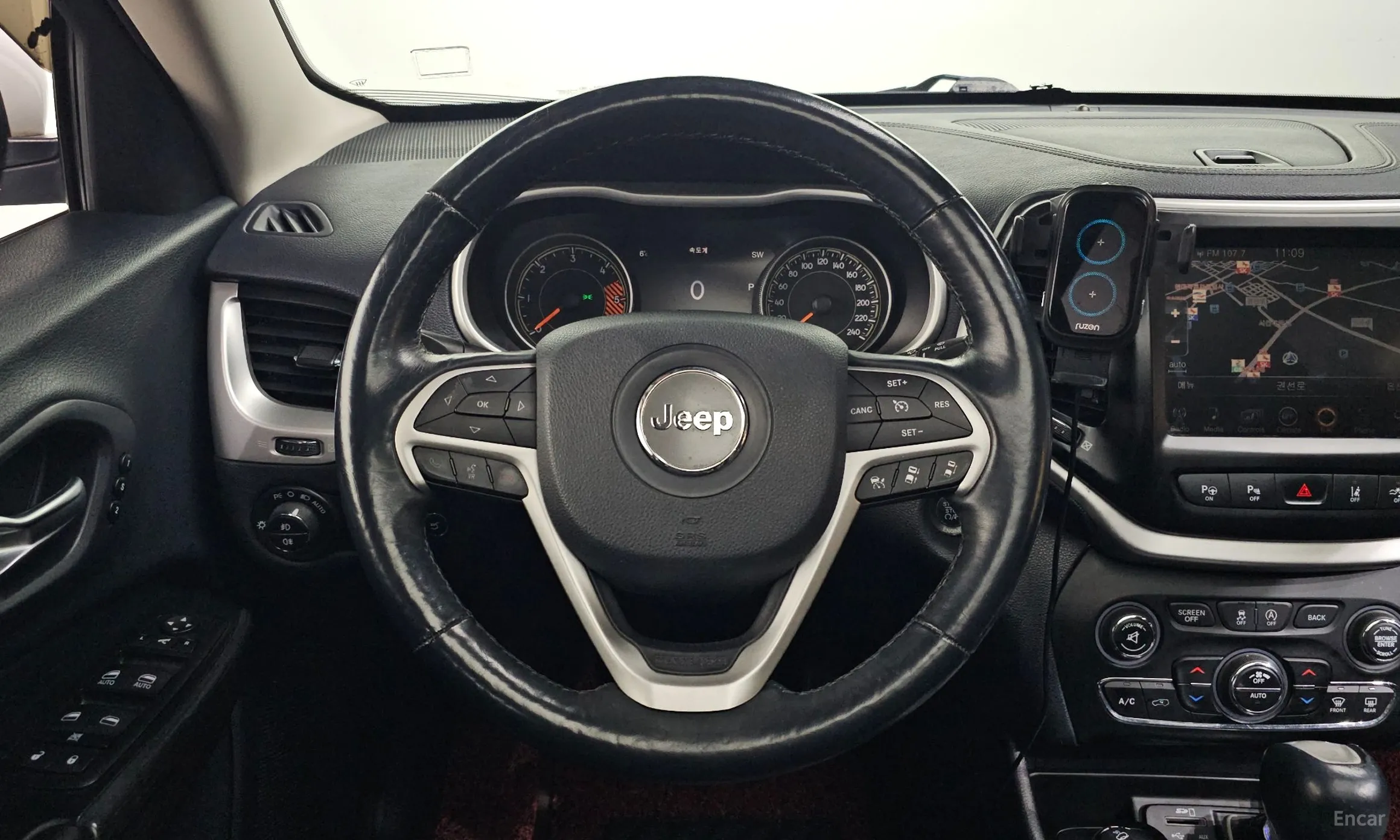 Jeep Cherokee (KL) превью 13