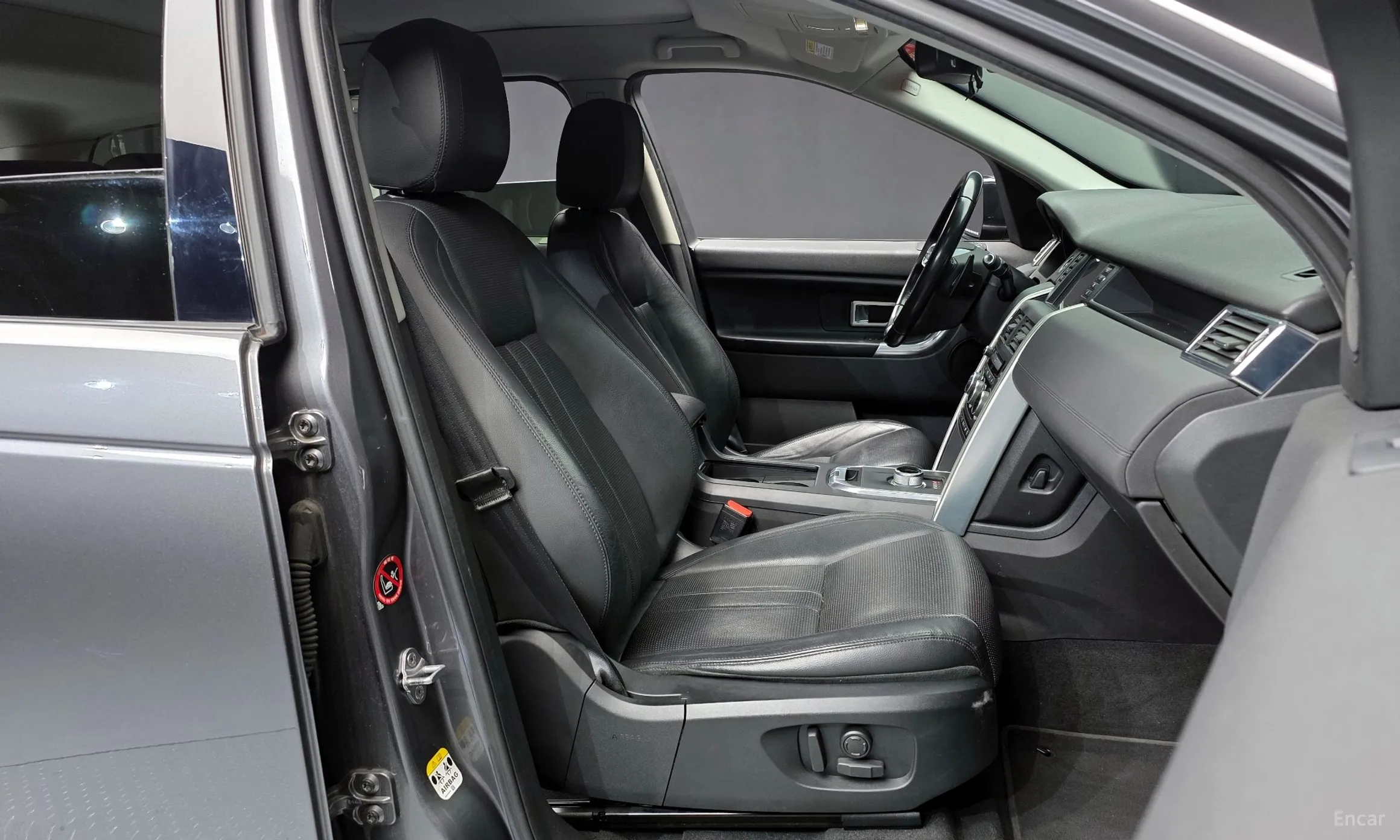 Land Rover Discovery Sports превью 10