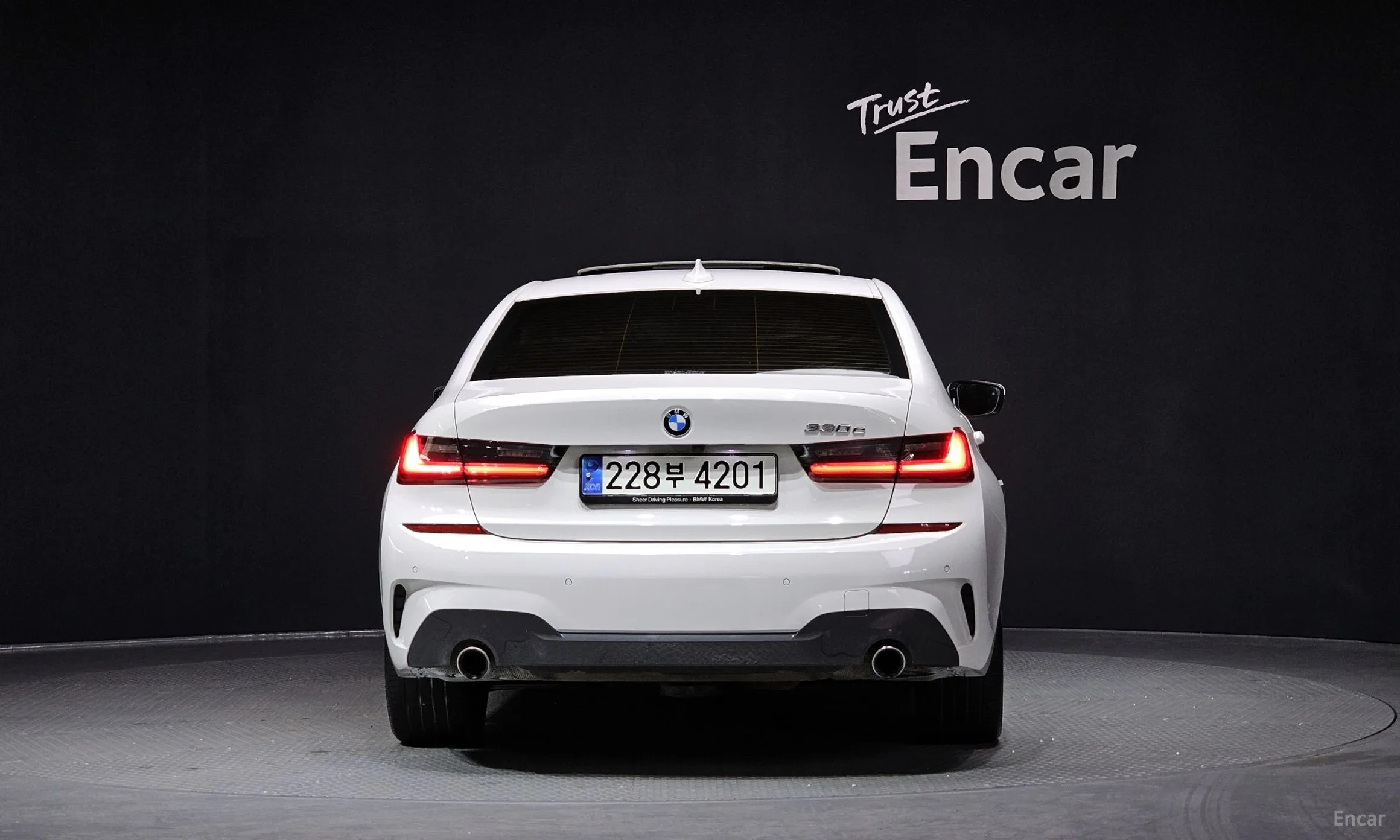 BMW 3 Series (G20) превью 4