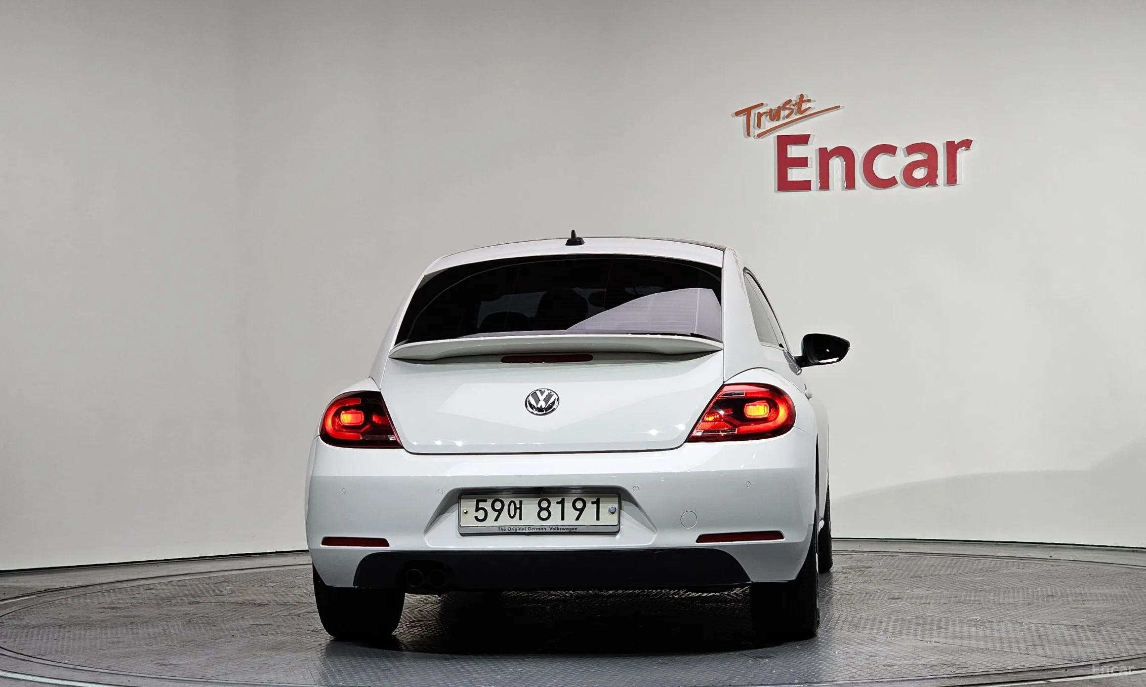Volkswagen The Beetle превью 4