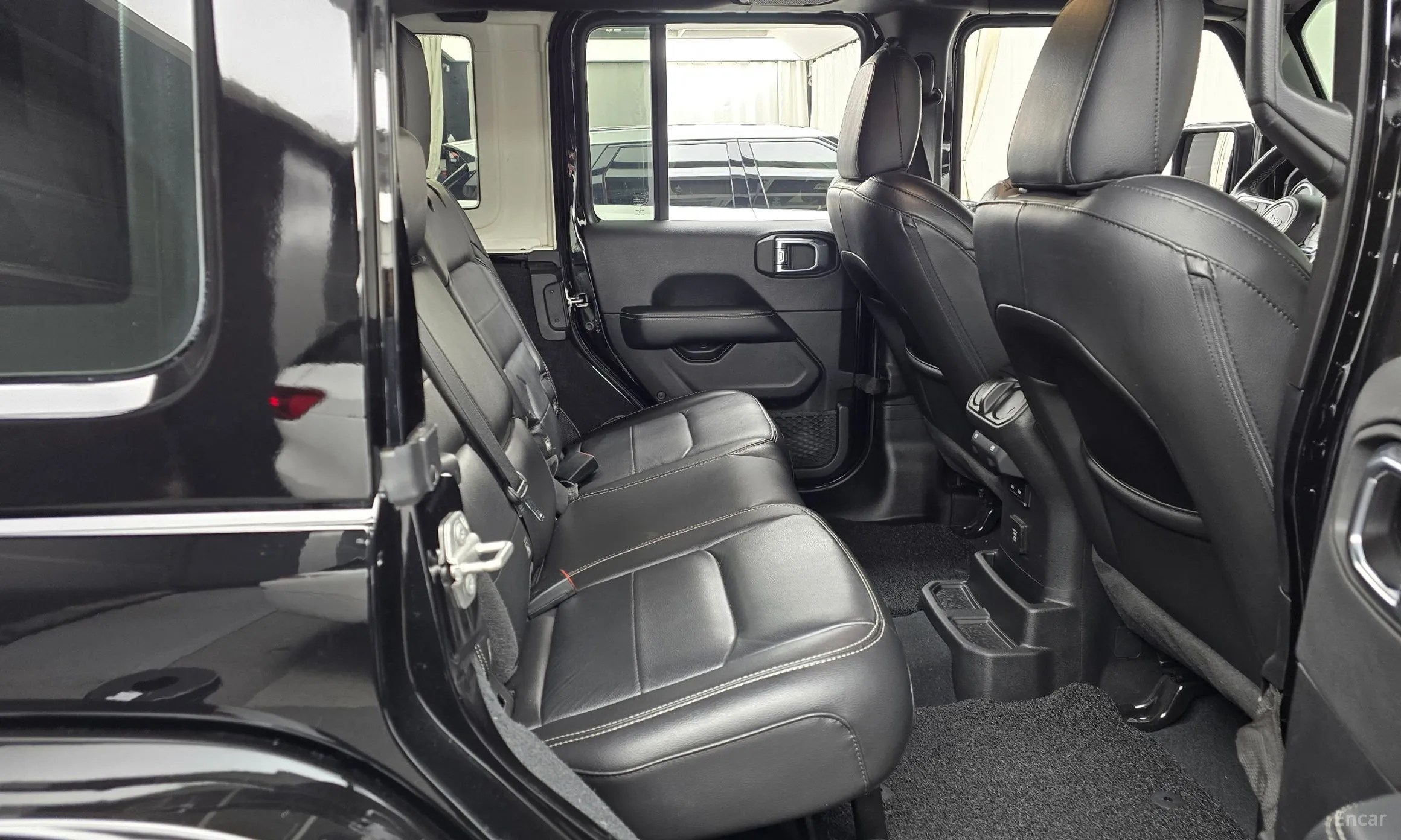 Jeep Wrangler (JL) превью 12