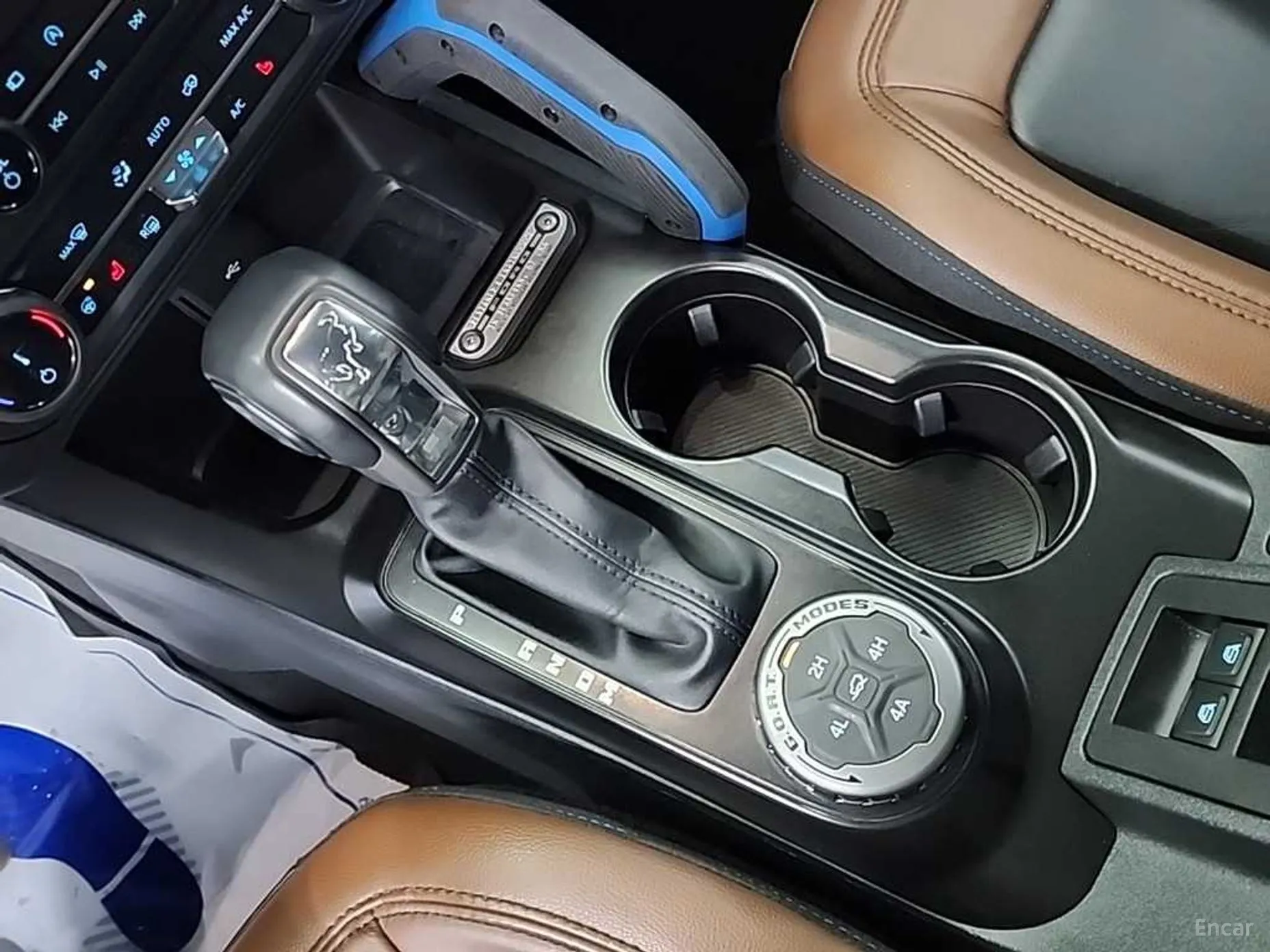 Ford Bronco 6th Generation превью 8