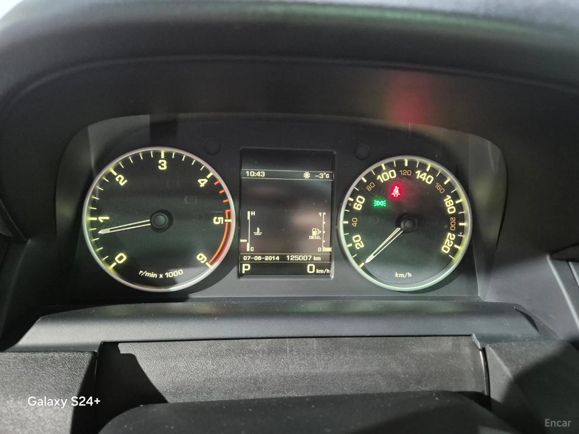 Land Rover Discovery 4 превью 14