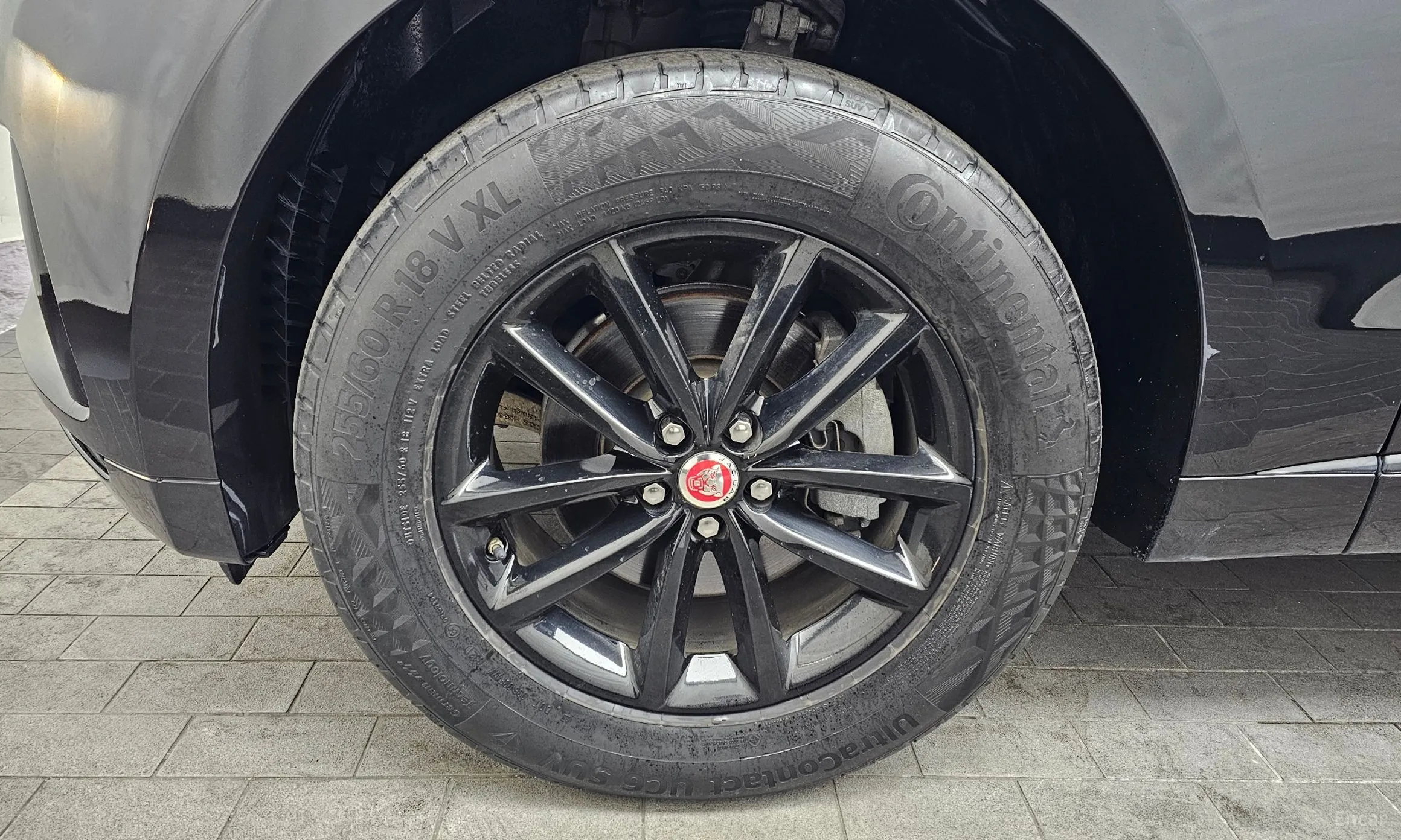Jaguar F-PACE превью 5