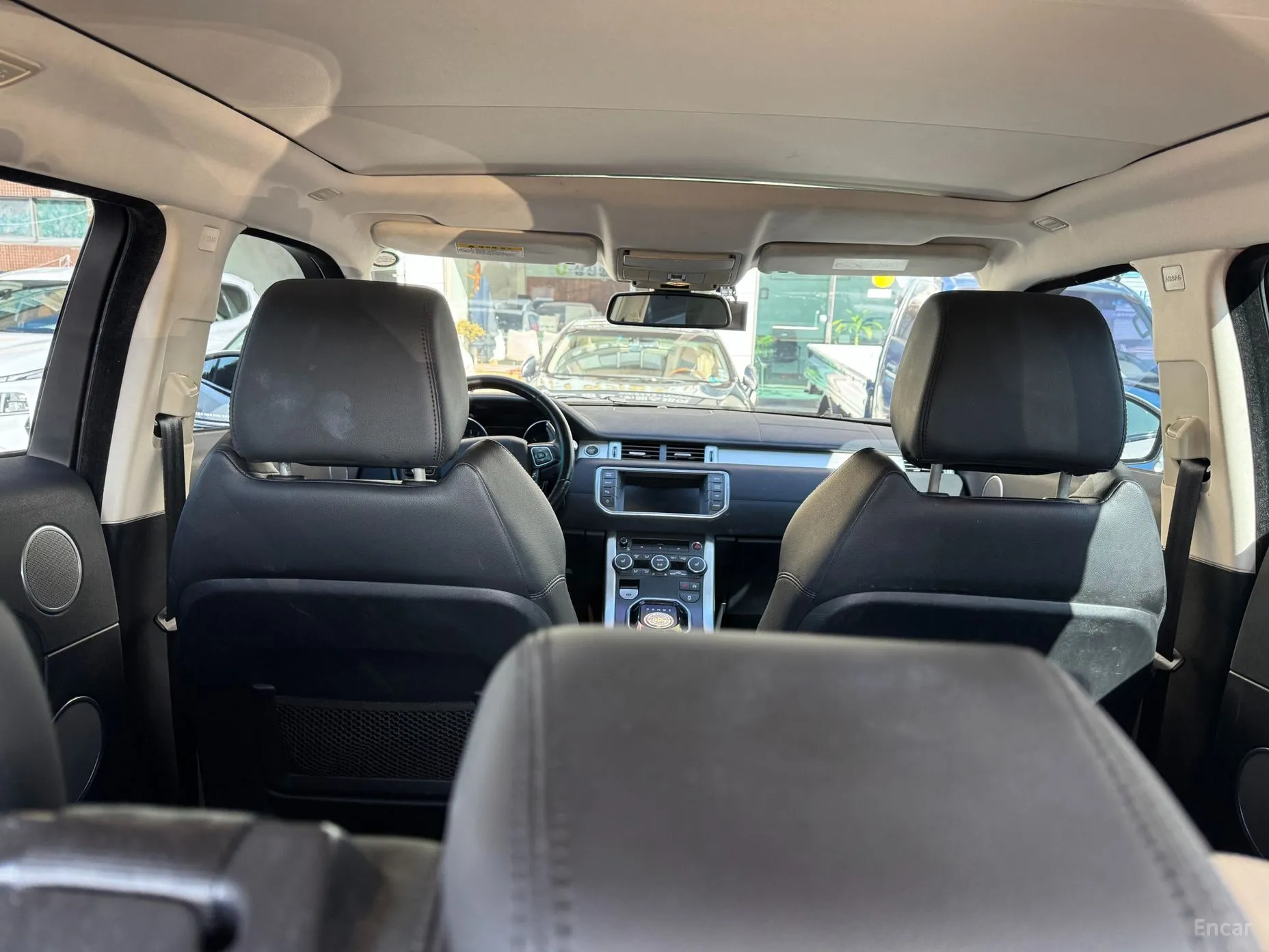 Land Rover Range Rover Evoque превью 12
