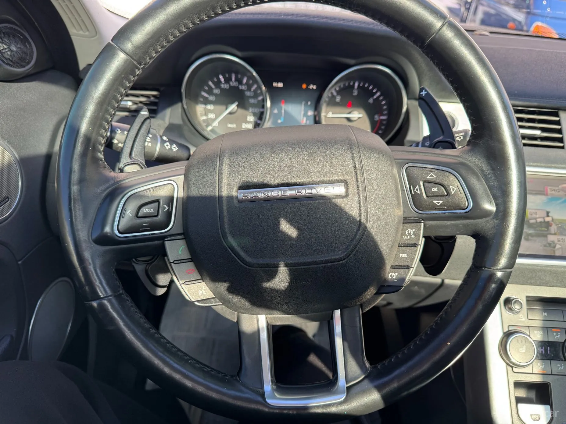 Land Rover Range Rover Evoque превью 8