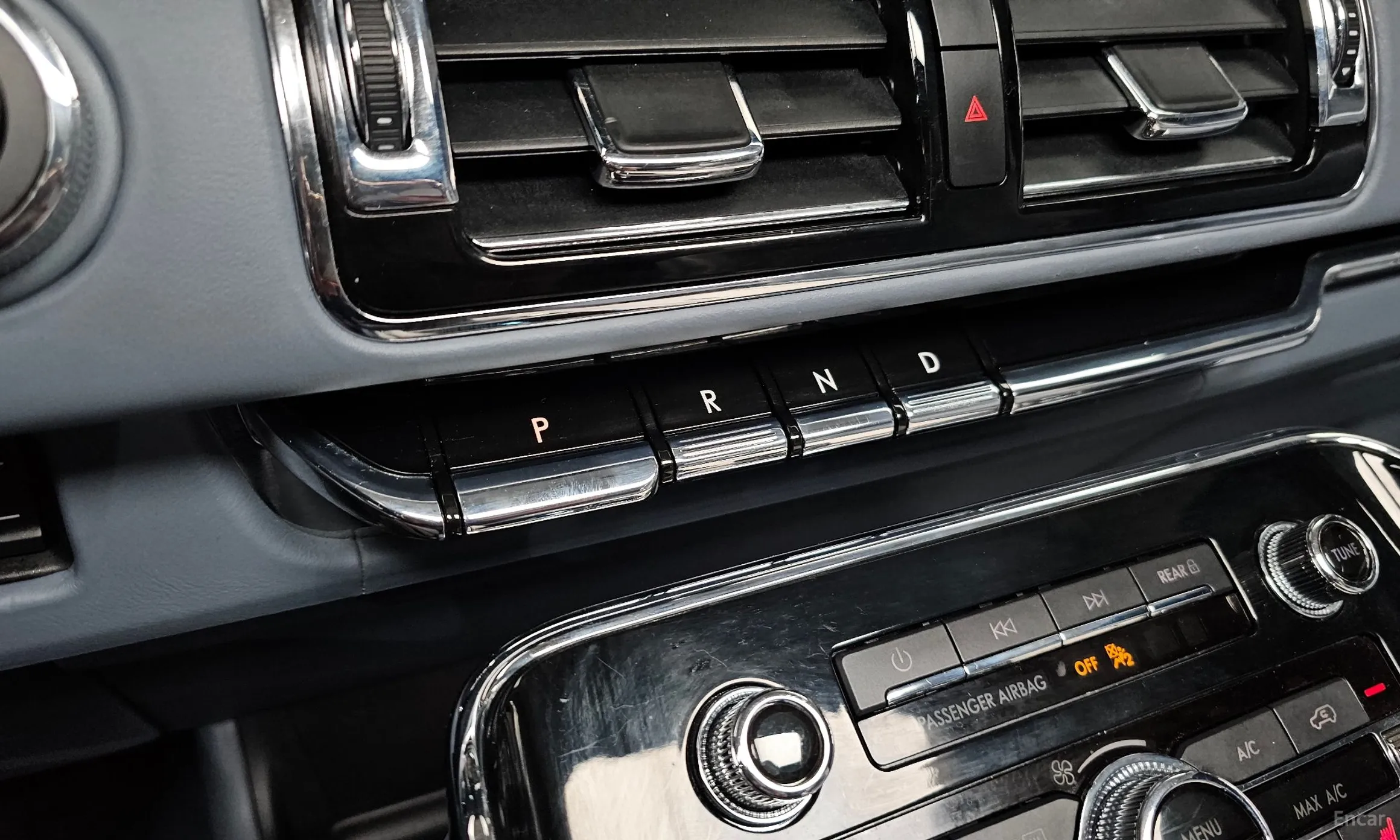 Lincoln Navigator 4th generation превью 9