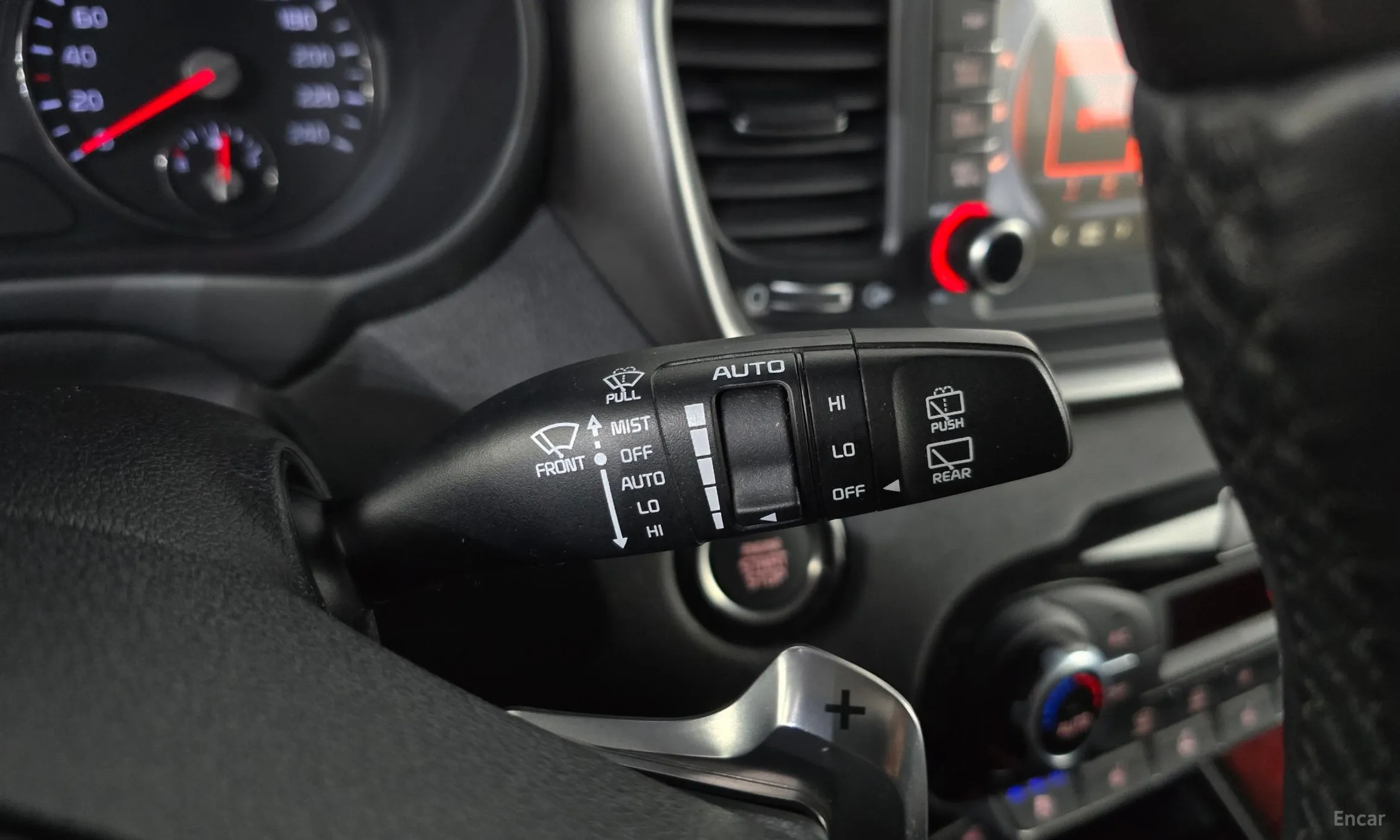 Kia Sorento превью 18