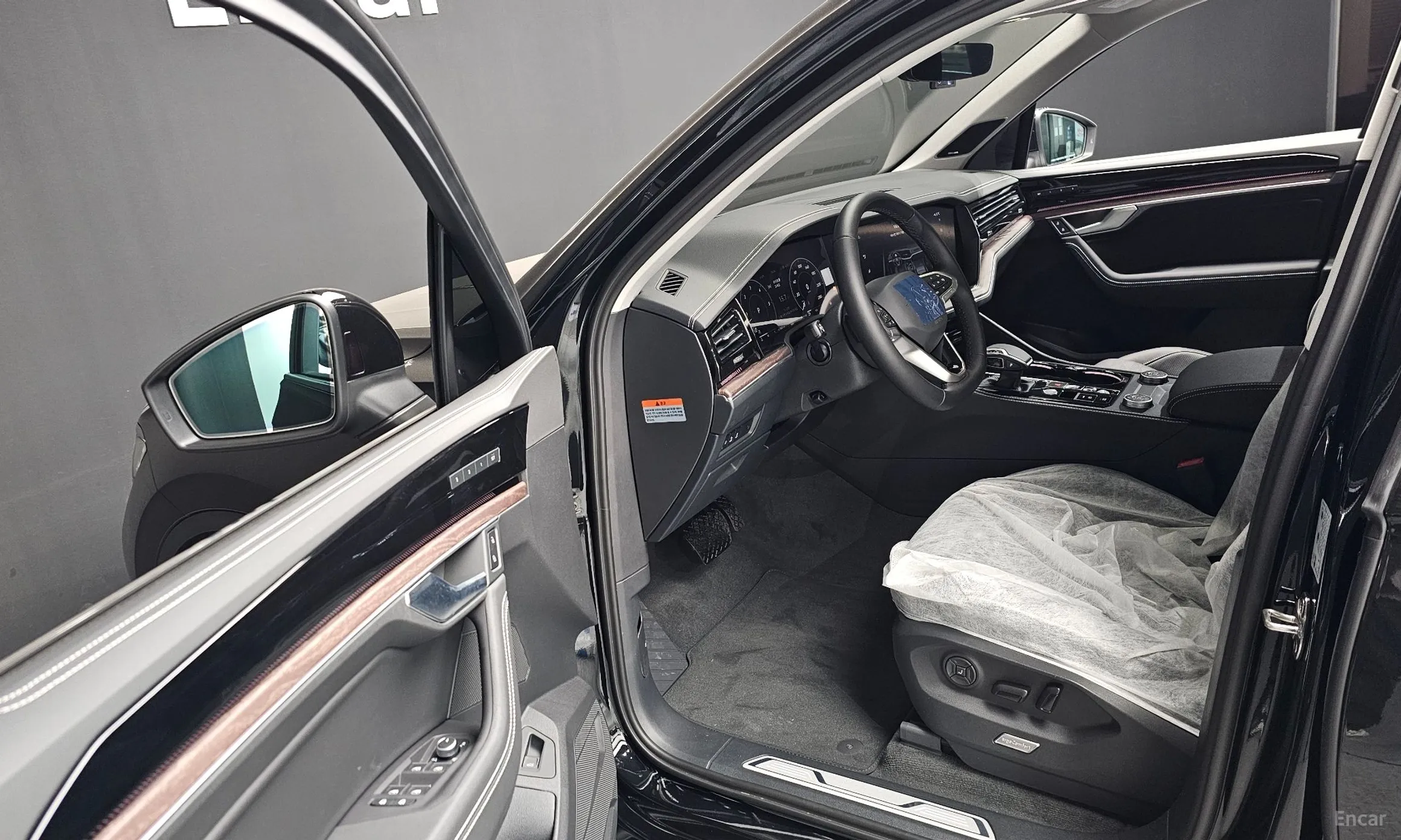 Volkswagen Touareg 3rd Generation превью 10