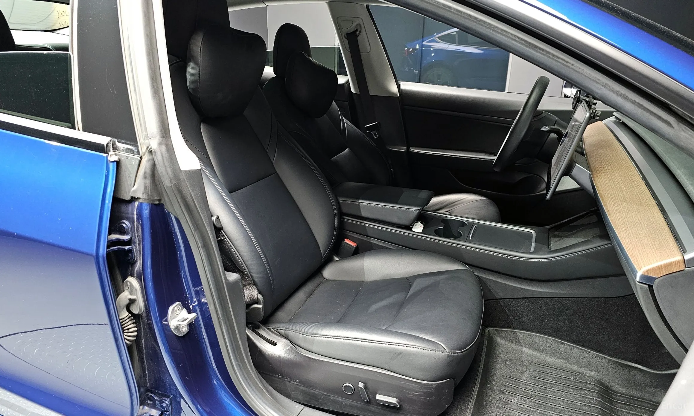 Tesla Model 3 превью 10