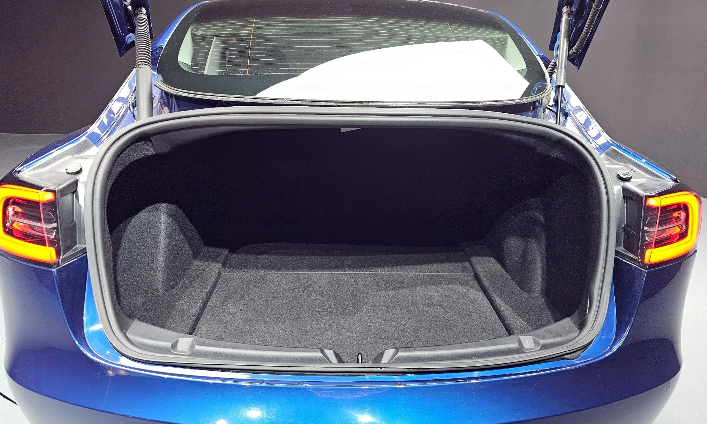 Tesla Model 3 превью 20