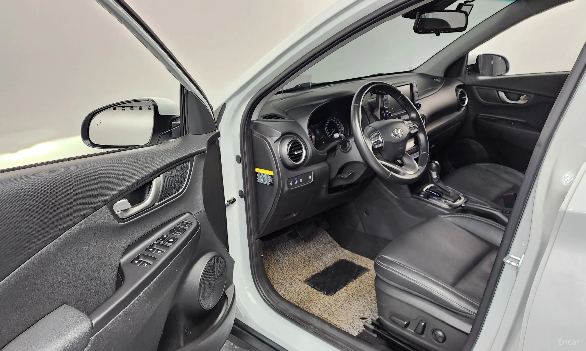 Hyundai Kona превью 10