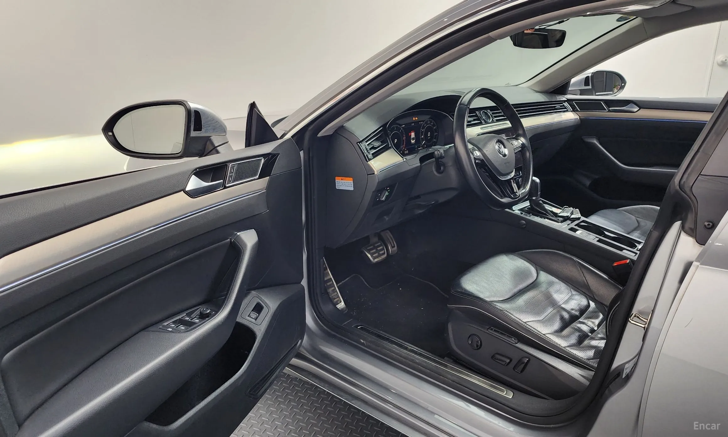 Volkswagen Ateon превью 10