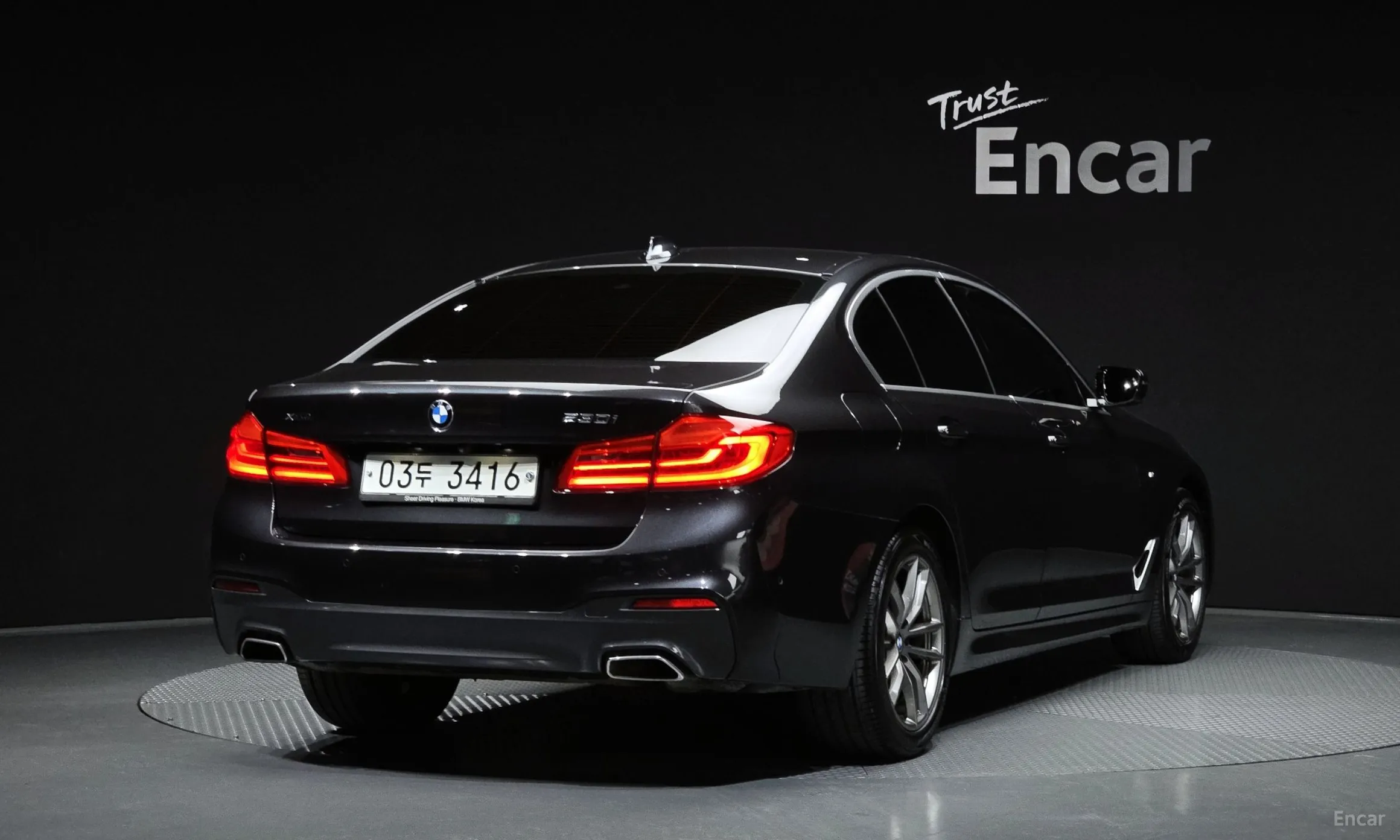 BMW 5 Series (G30)