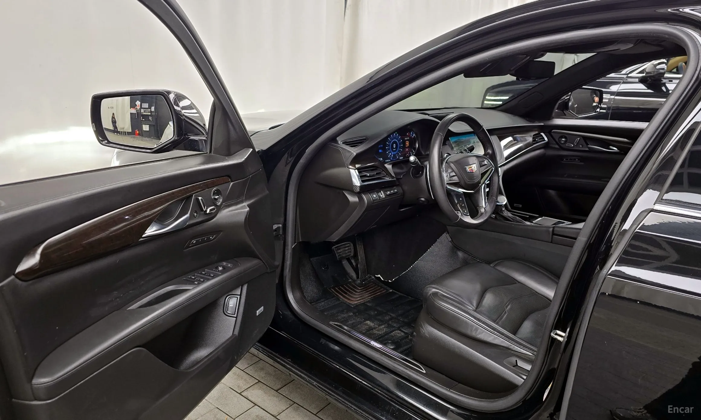 Cadillac CT6 превью 10
