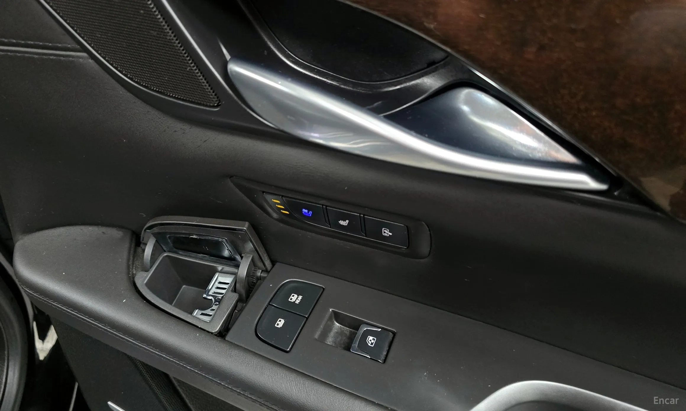 Cadillac CT6 превью 19
