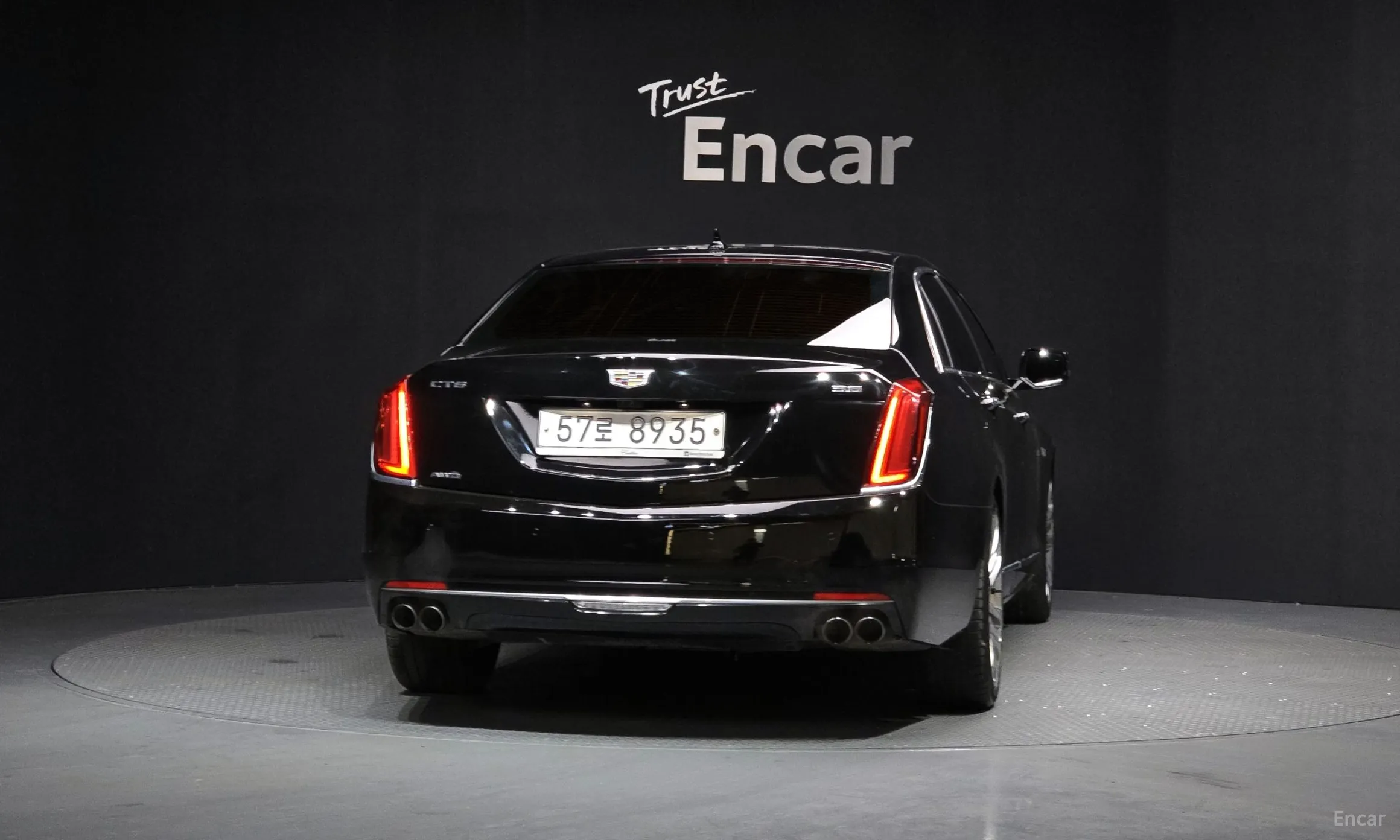 Cadillac CT6 превью 4