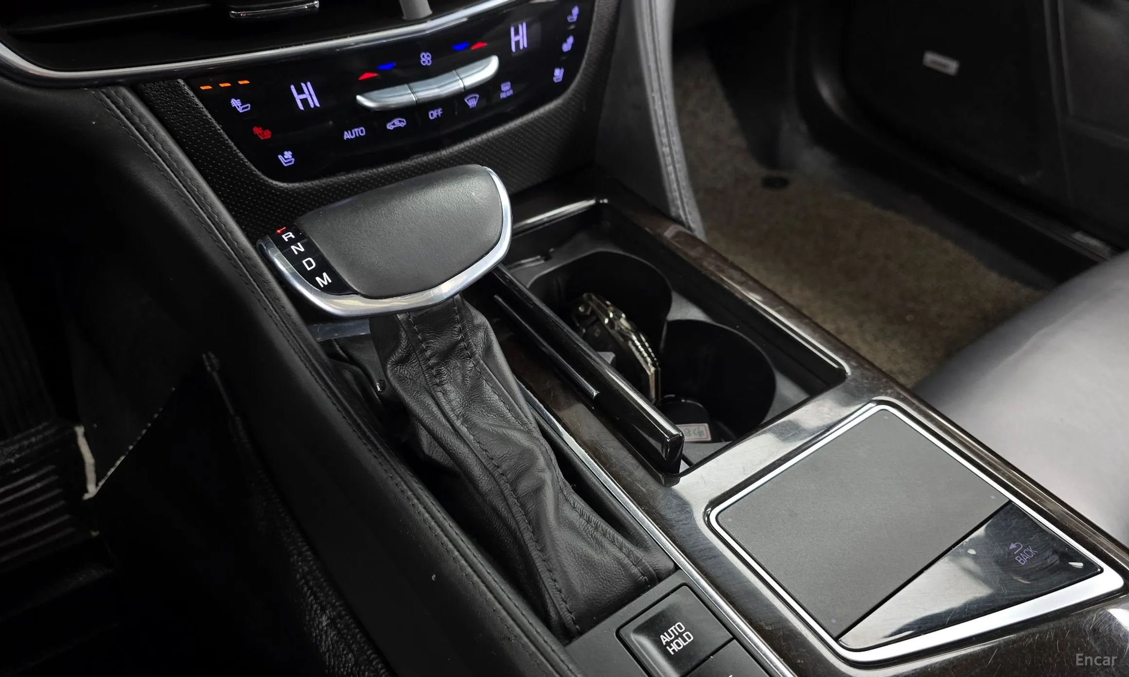 Cadillac CT6 превью 9