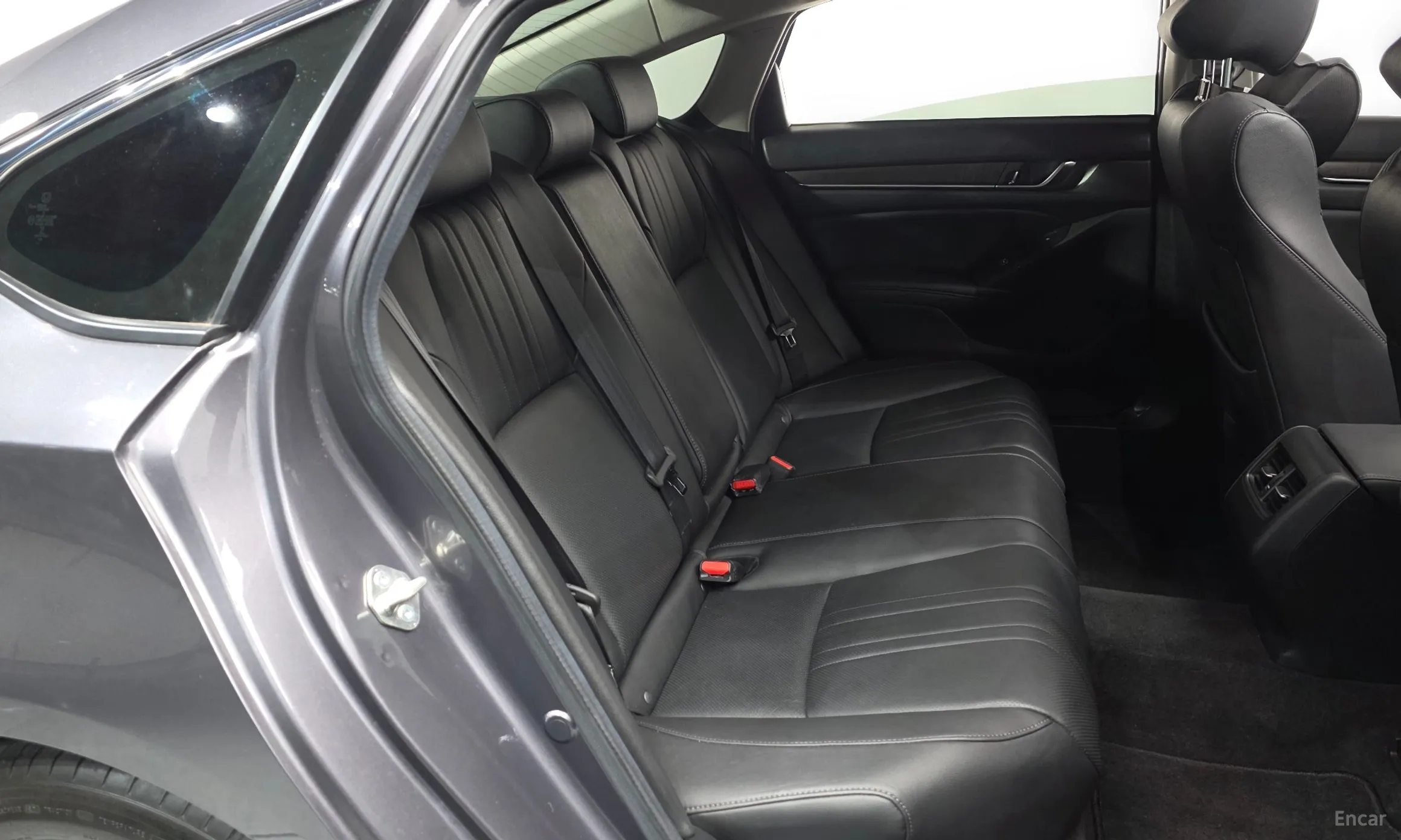 Honda Accord 10th Generation превью 11