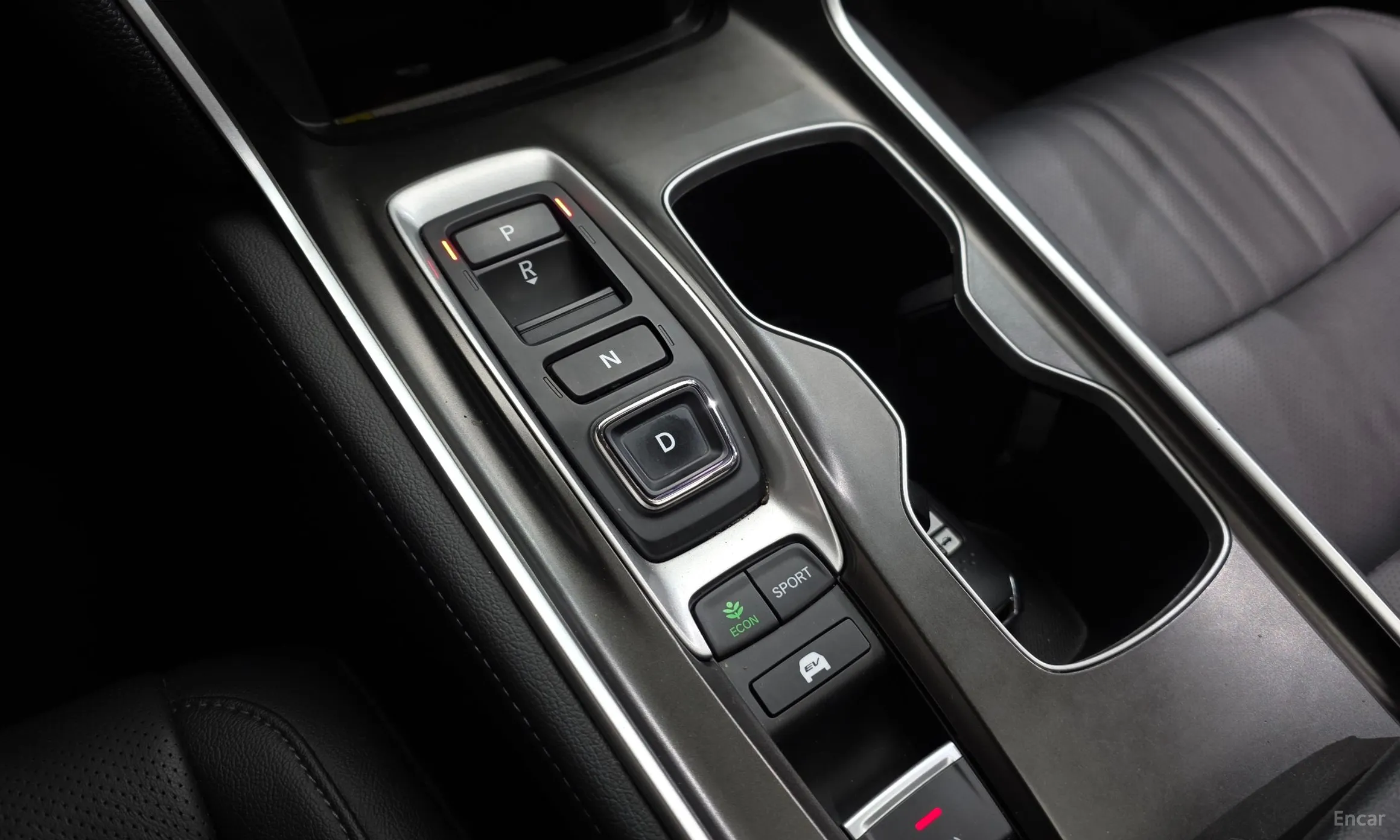 Honda Accord 10th Generation превью 9