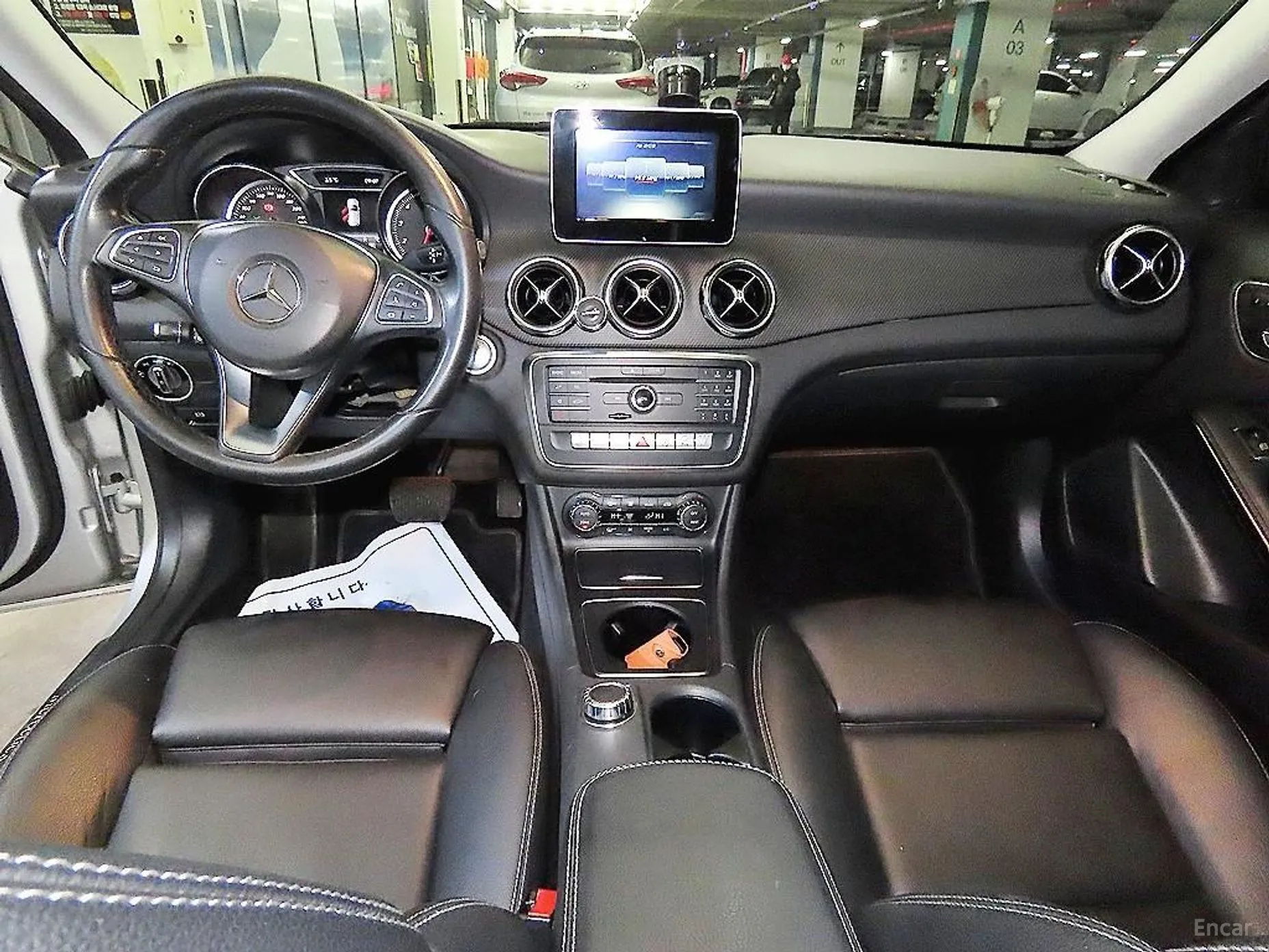 Mercedes Benz GLA-Class X156 превью 10