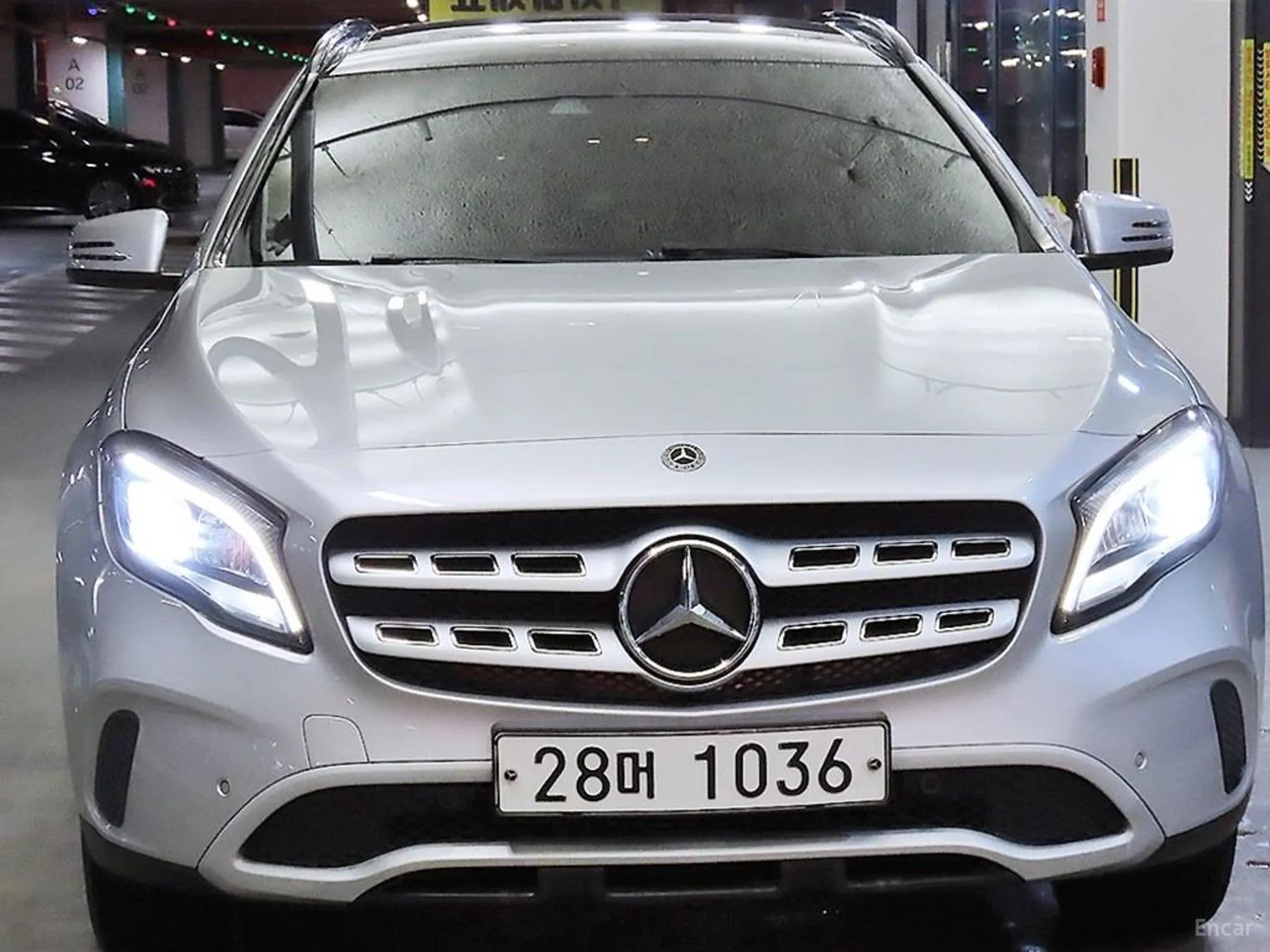 Mercedes Benz GLA-Class X156