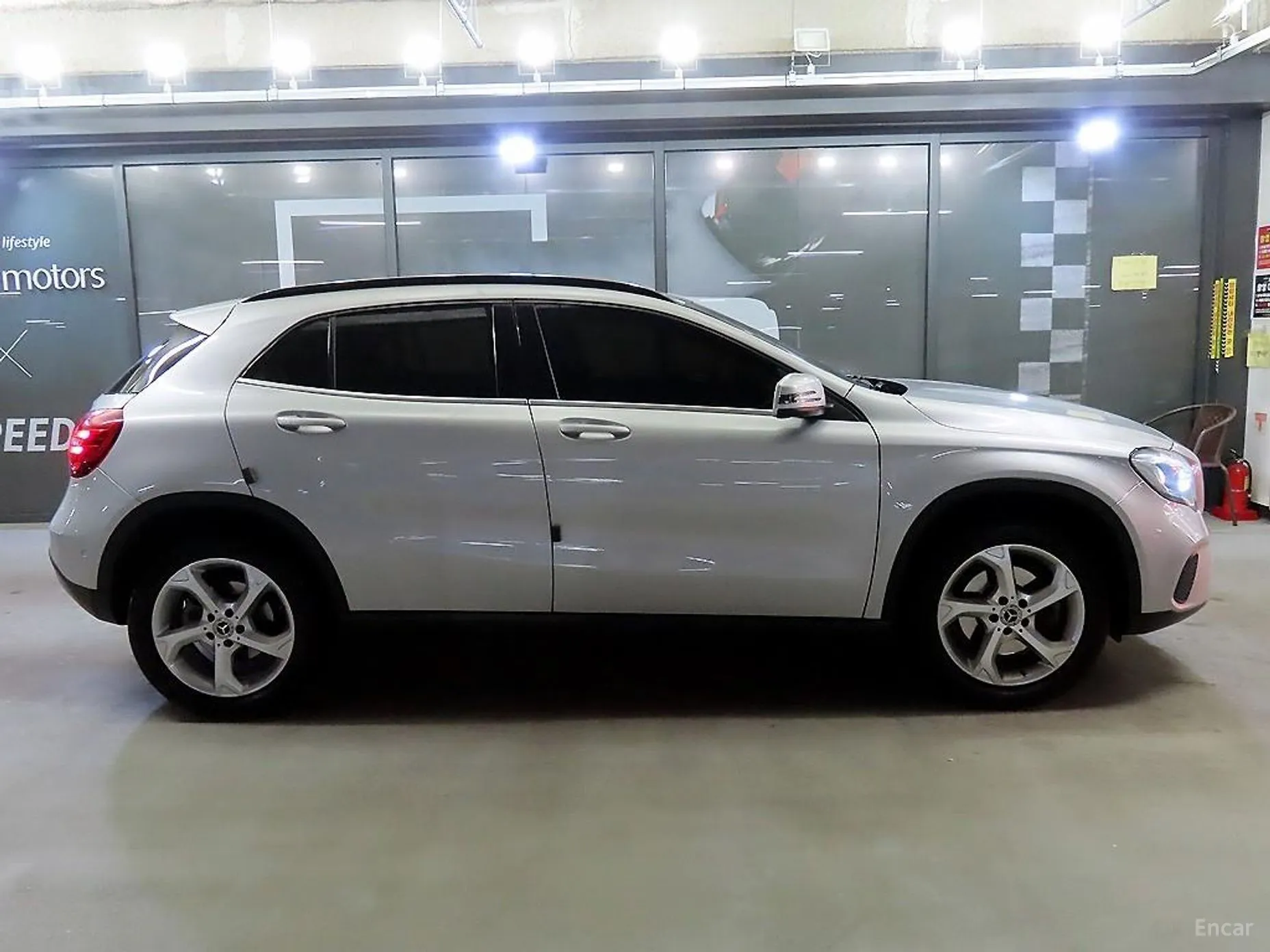 Mercedes Benz GLA-Class X156 превью 3
