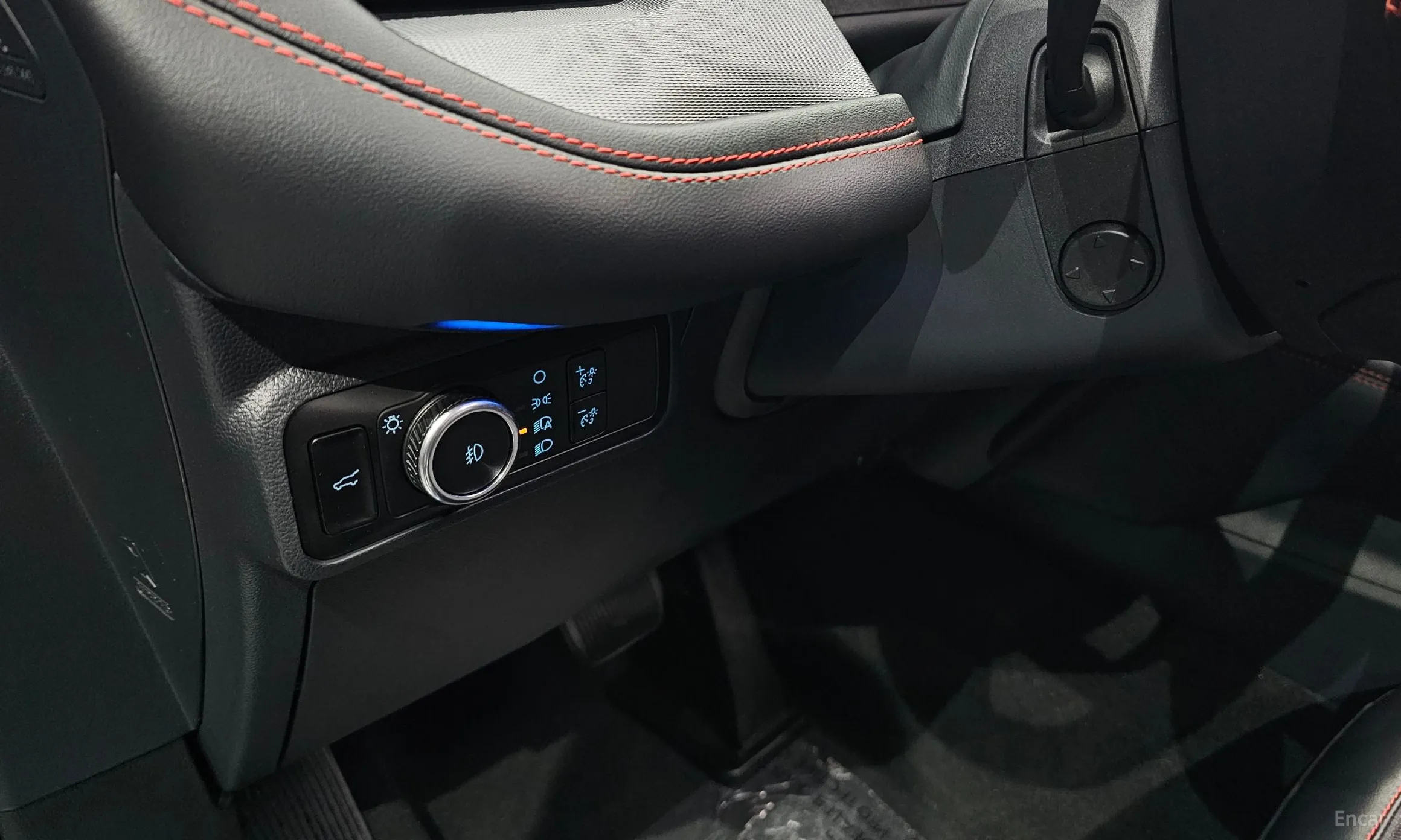 Ford Explorer 6th Generation превью 20
