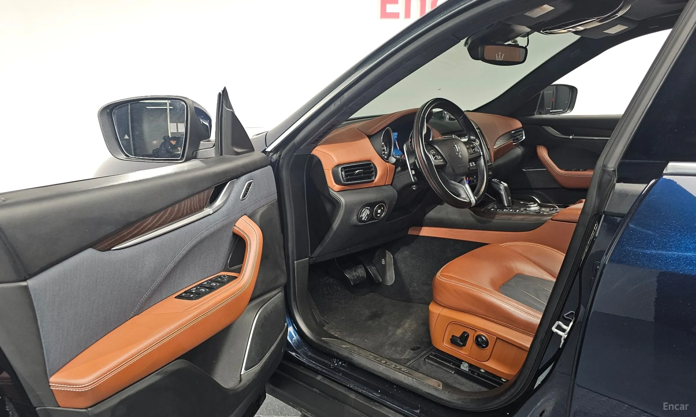 Maserati Levante превью 10