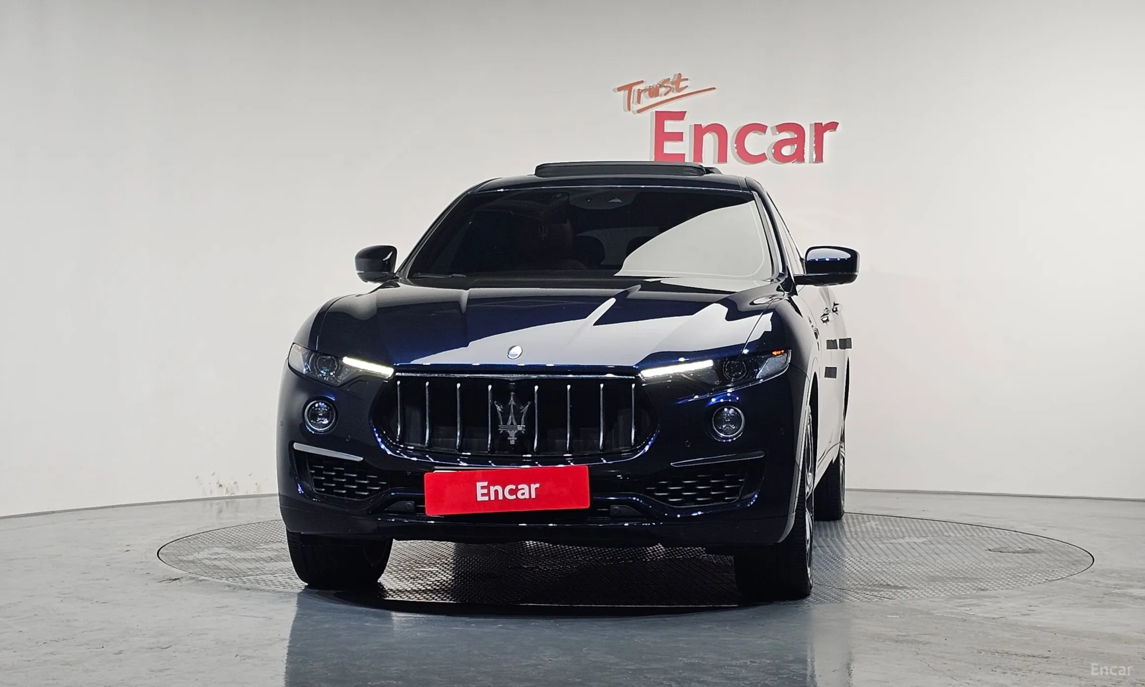 Maserati Levante превью 3