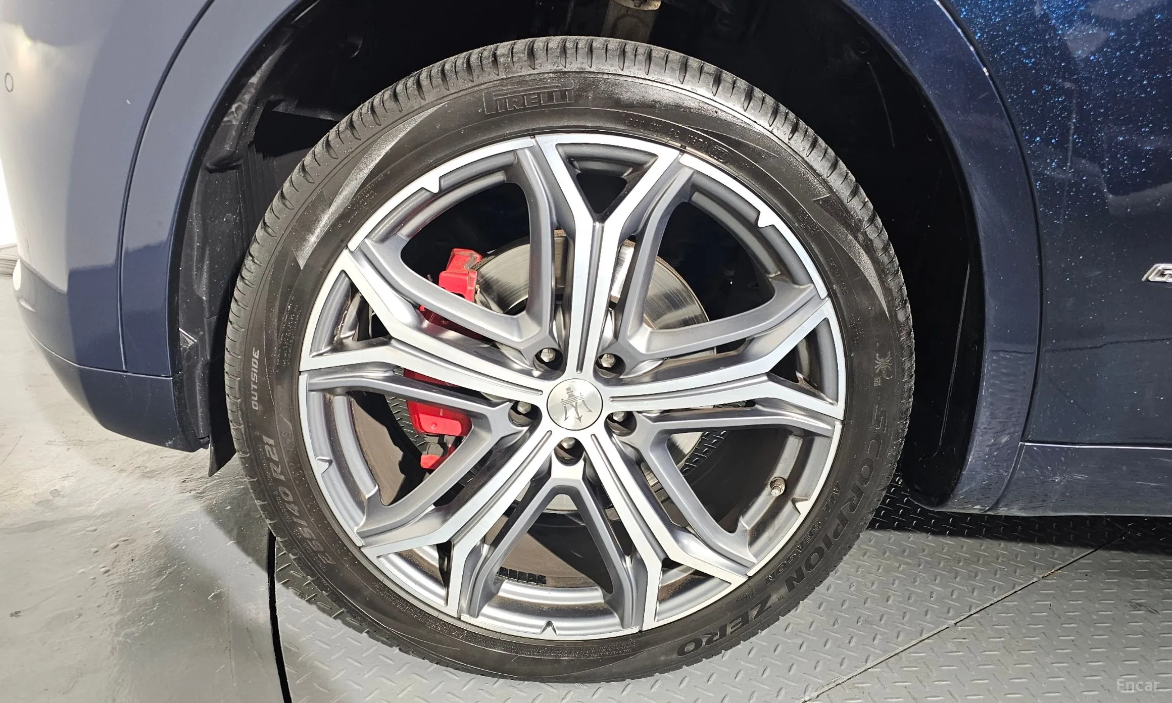 Maserati Levante превью 5