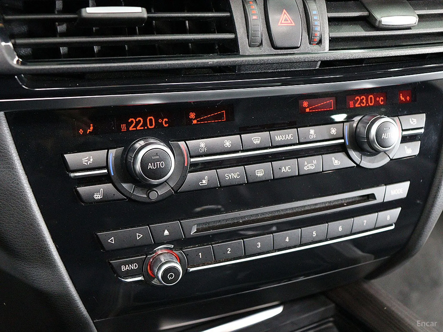 BMW X5 (F15) превью 10