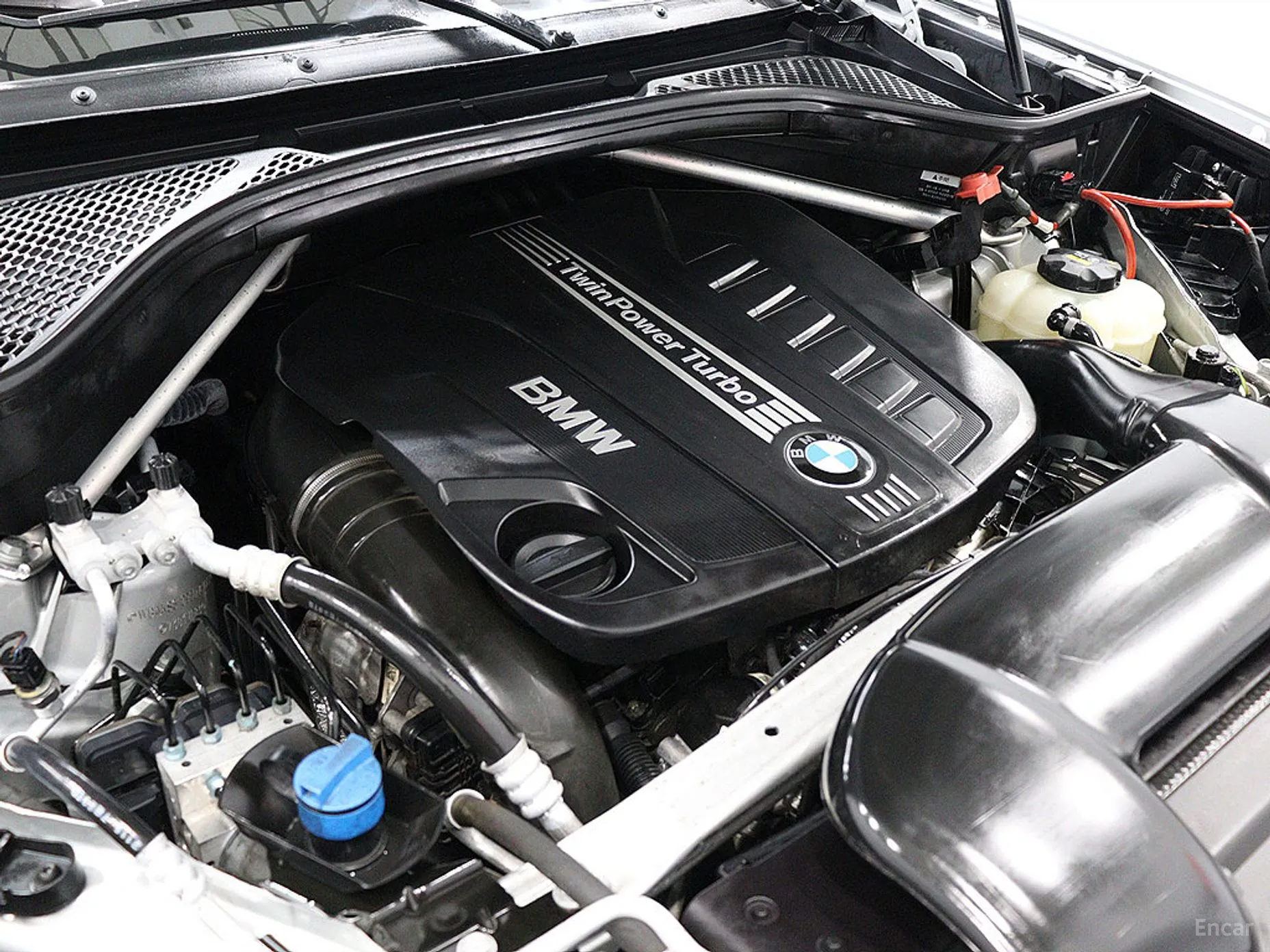 BMW X5 (F15) превью 19