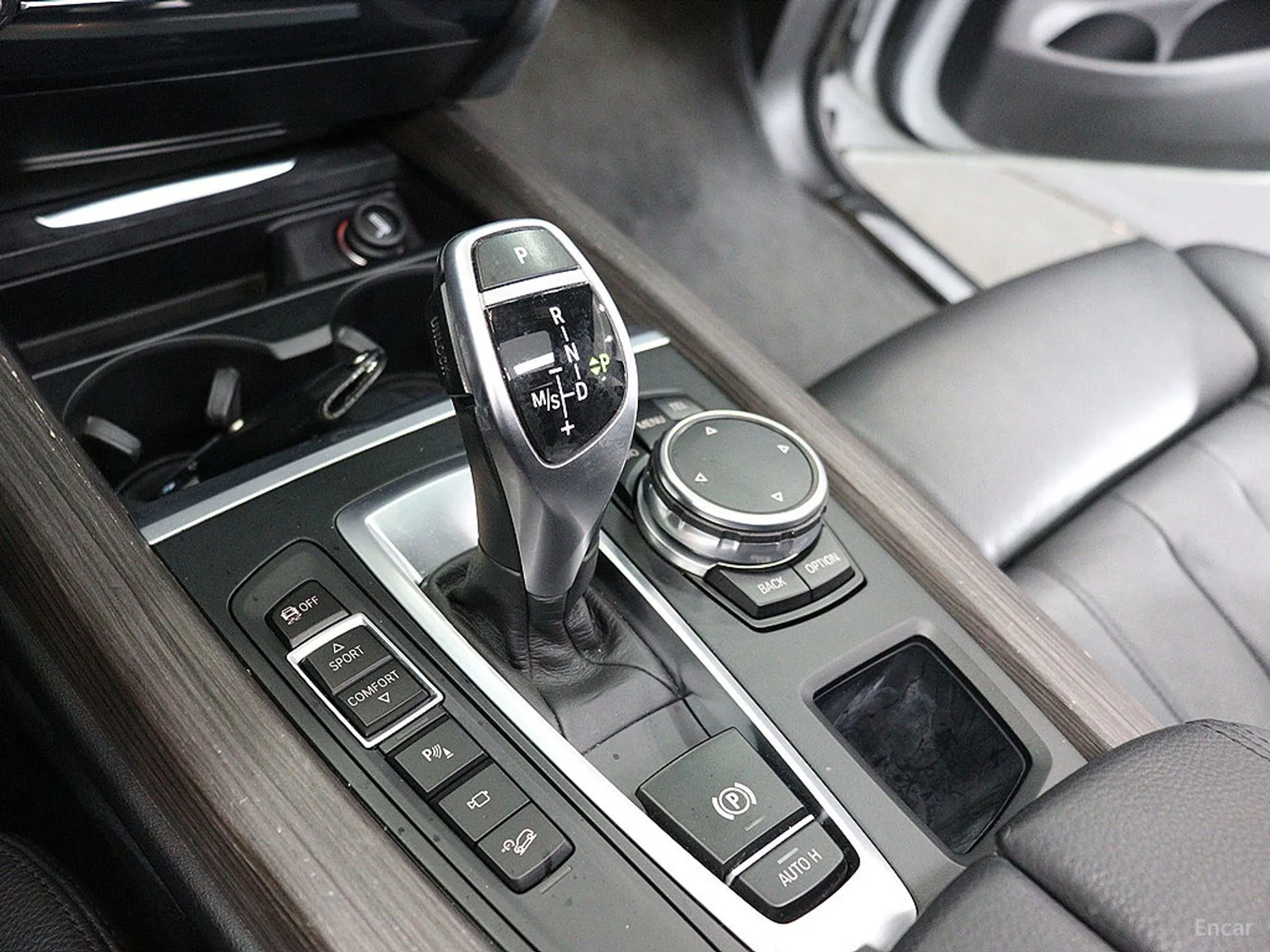 BMW X5 (F15) превью 9