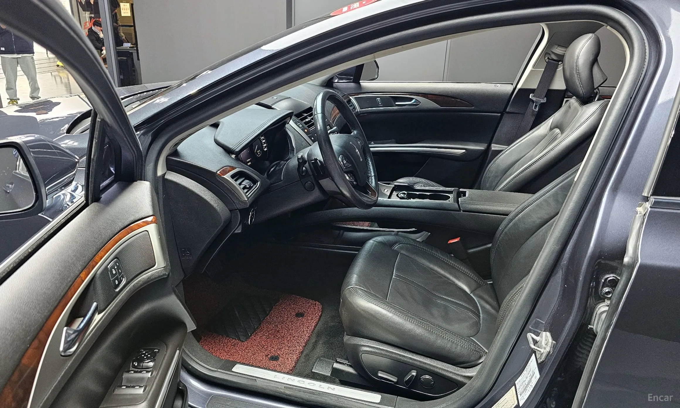 Lincoln New MKZ превью 10