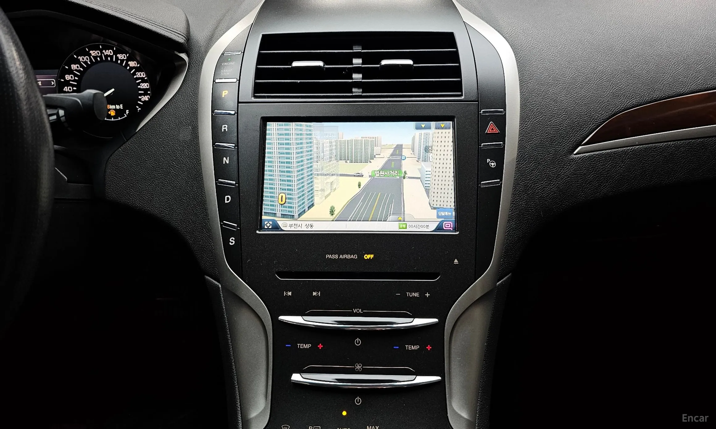 Lincoln New MKZ превью 14