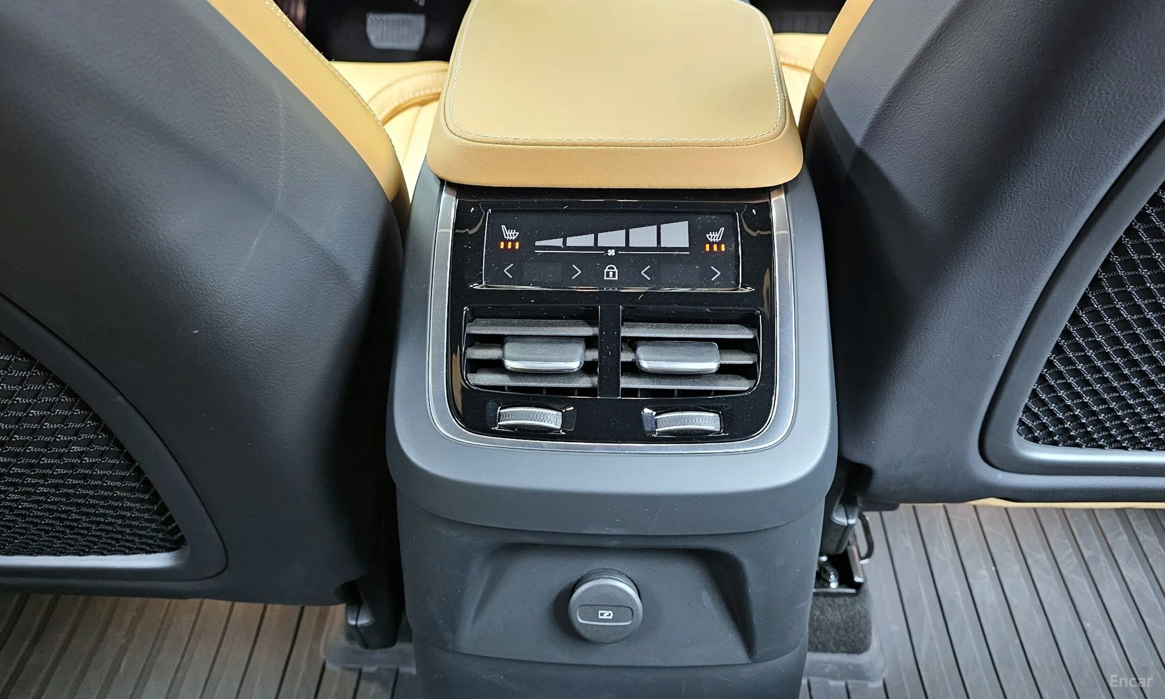 Volvo XC90 Gen 2 превью 18