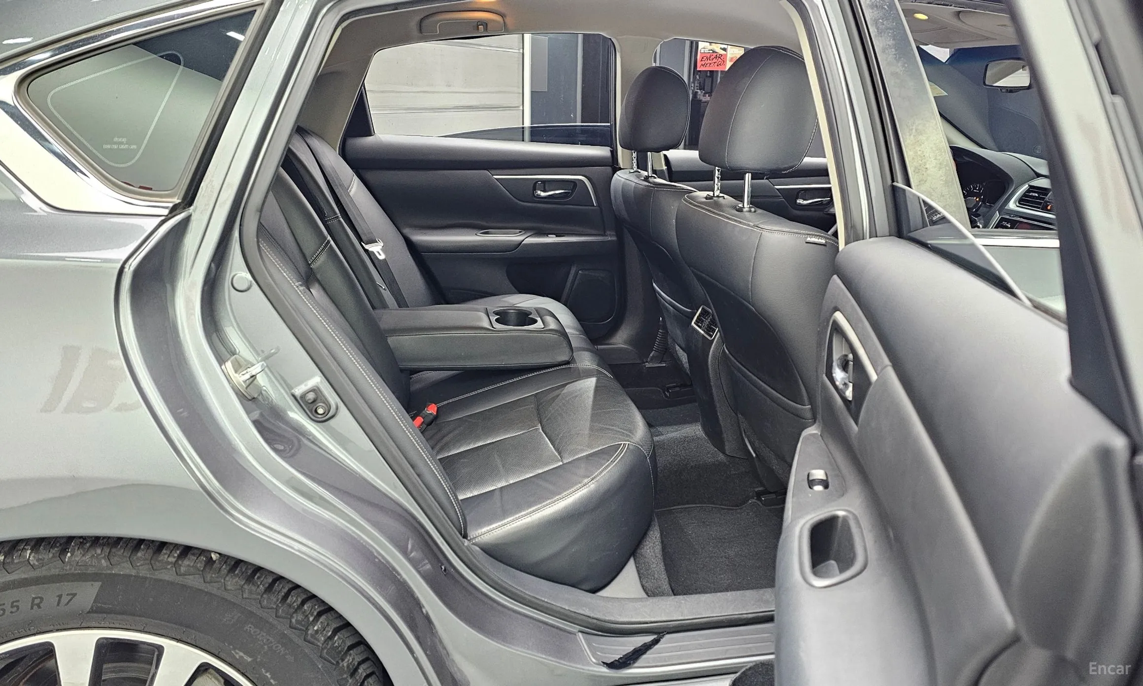 Nissan Altima превью 12