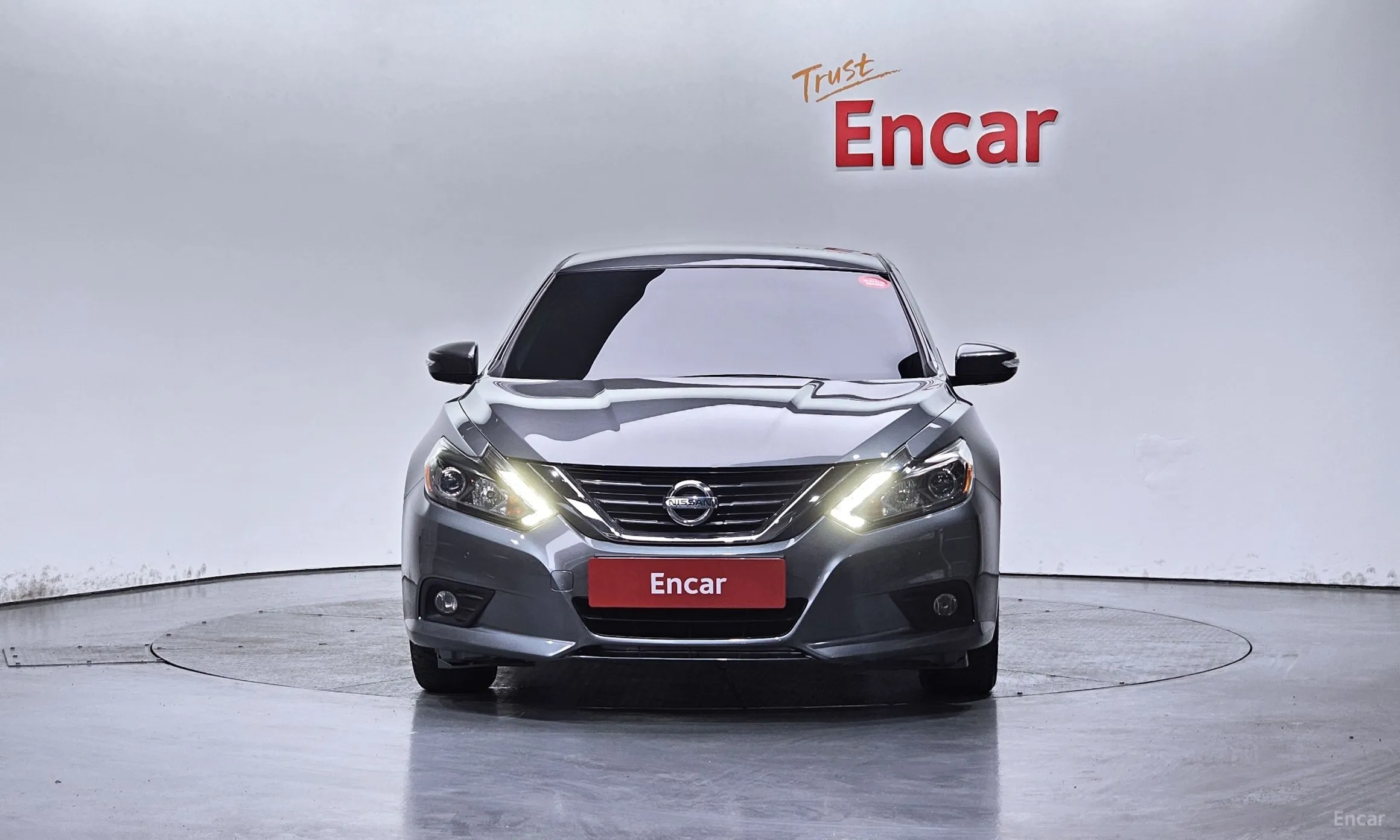 Nissan Altima превью 3