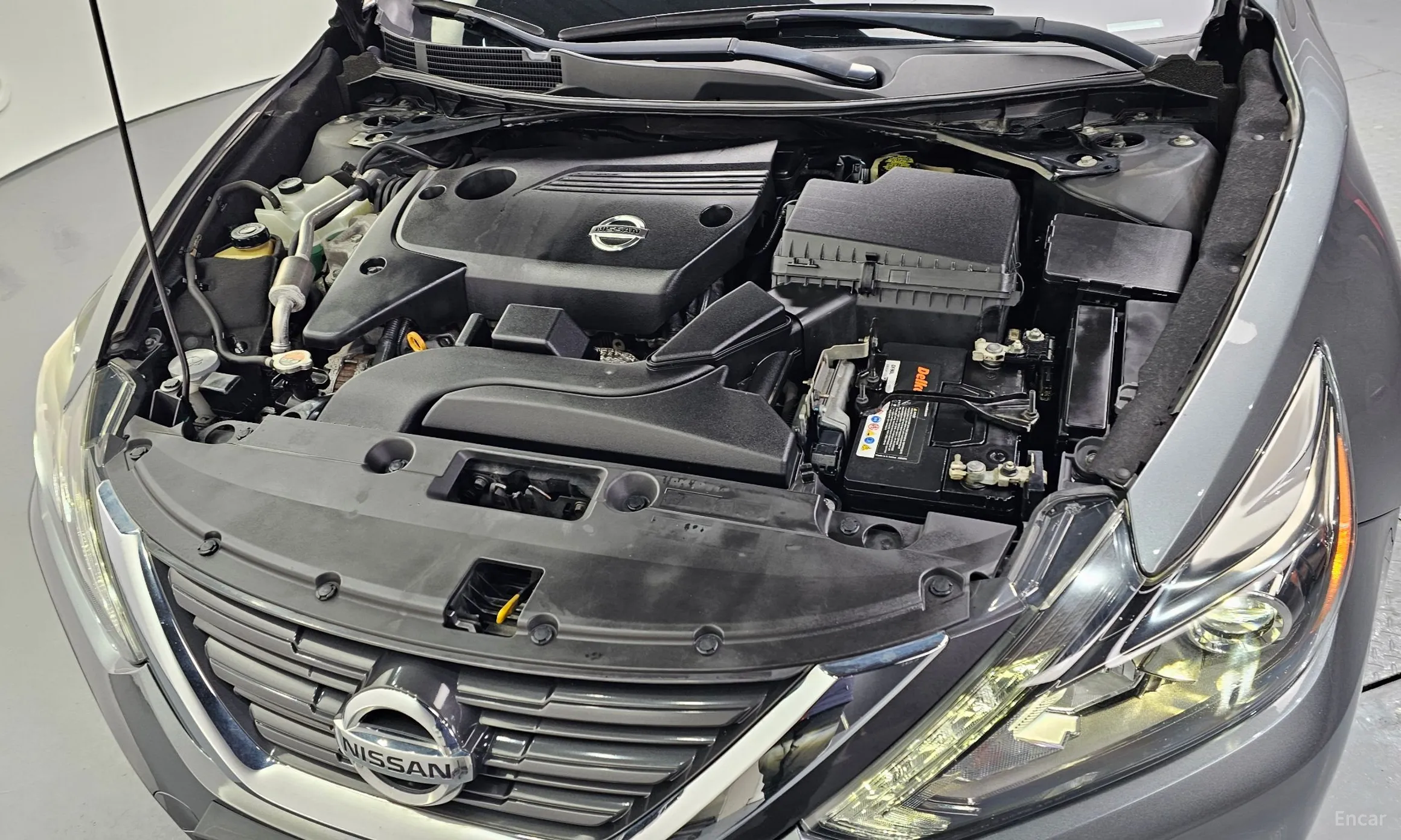 Nissan Altima превью 6
