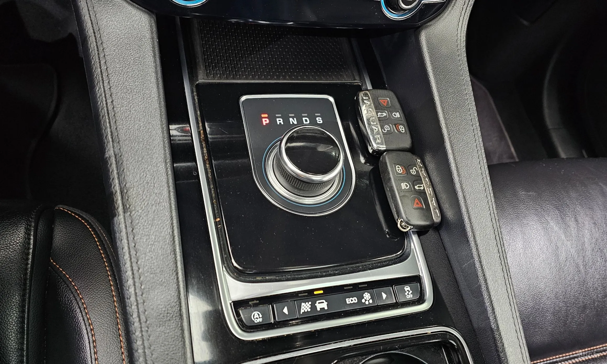 Jaguar F-PACE превью 9