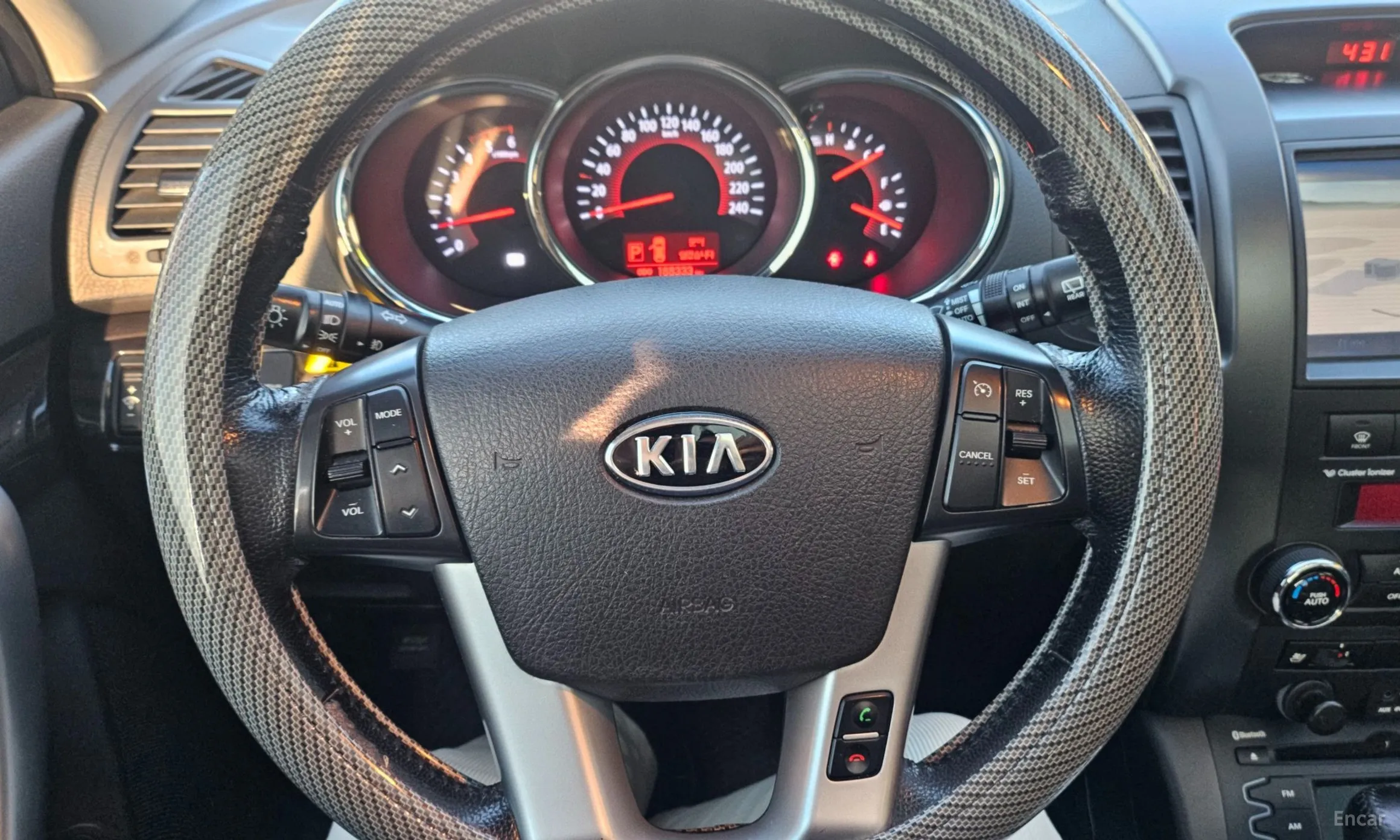 Kia Sorrento R превью 16